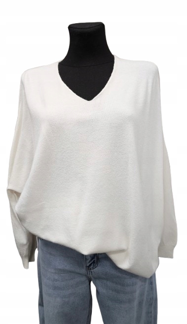 Elegantní Oversize Svetr S Viskózou Výstřih Do V Jnc Couture -225zł-125zł