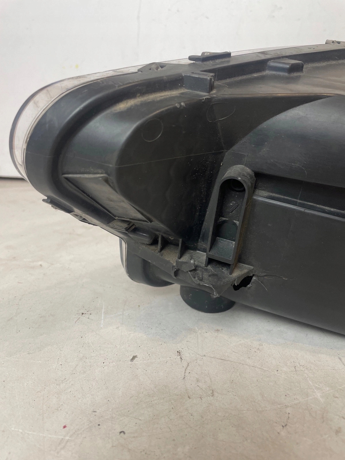 light front front right Citroen C4 Cactus Lift UK Anglik