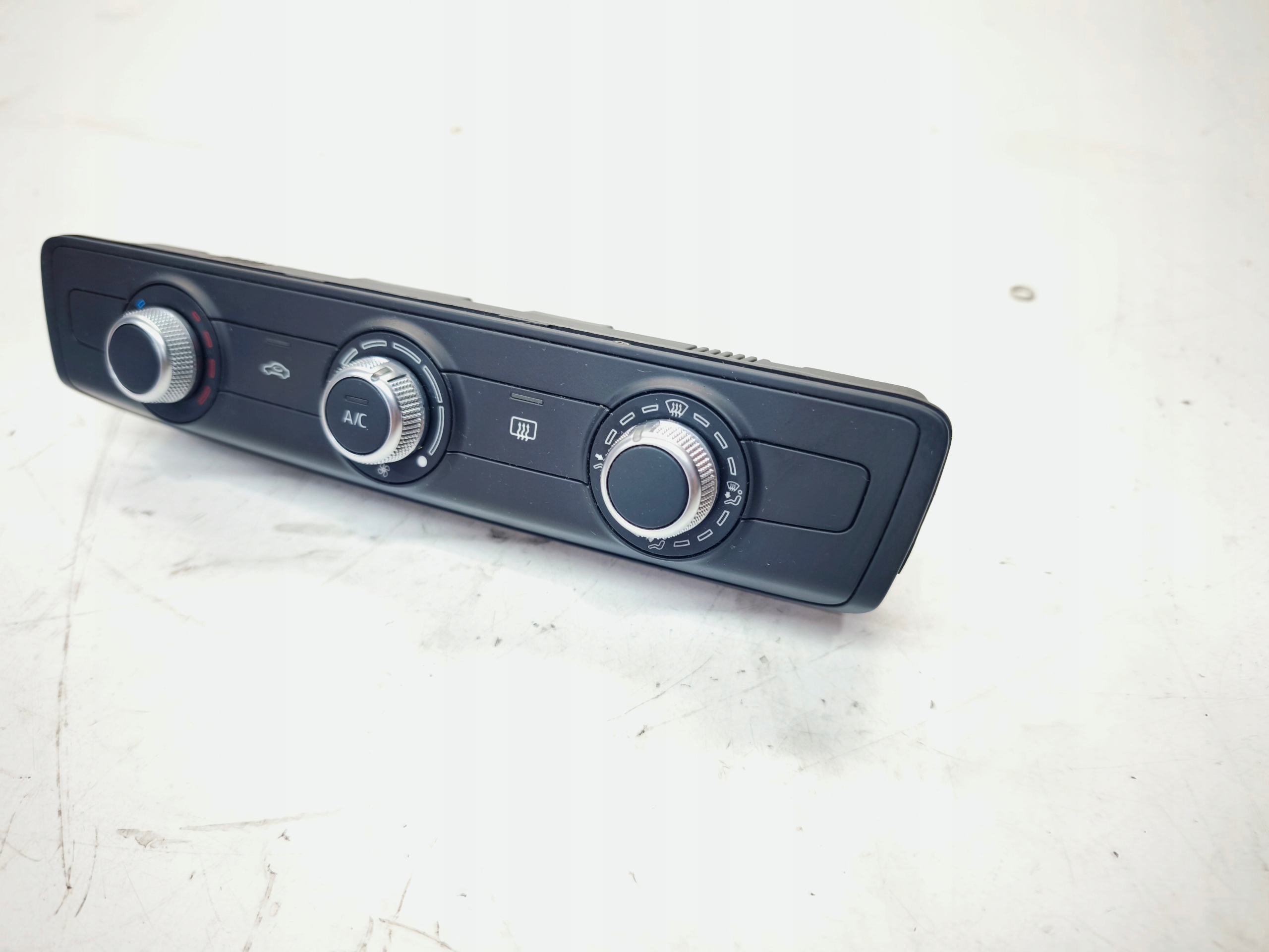 PANEL KLIMATRONIK de chauffage AUDI A3 8V 8V0820047D