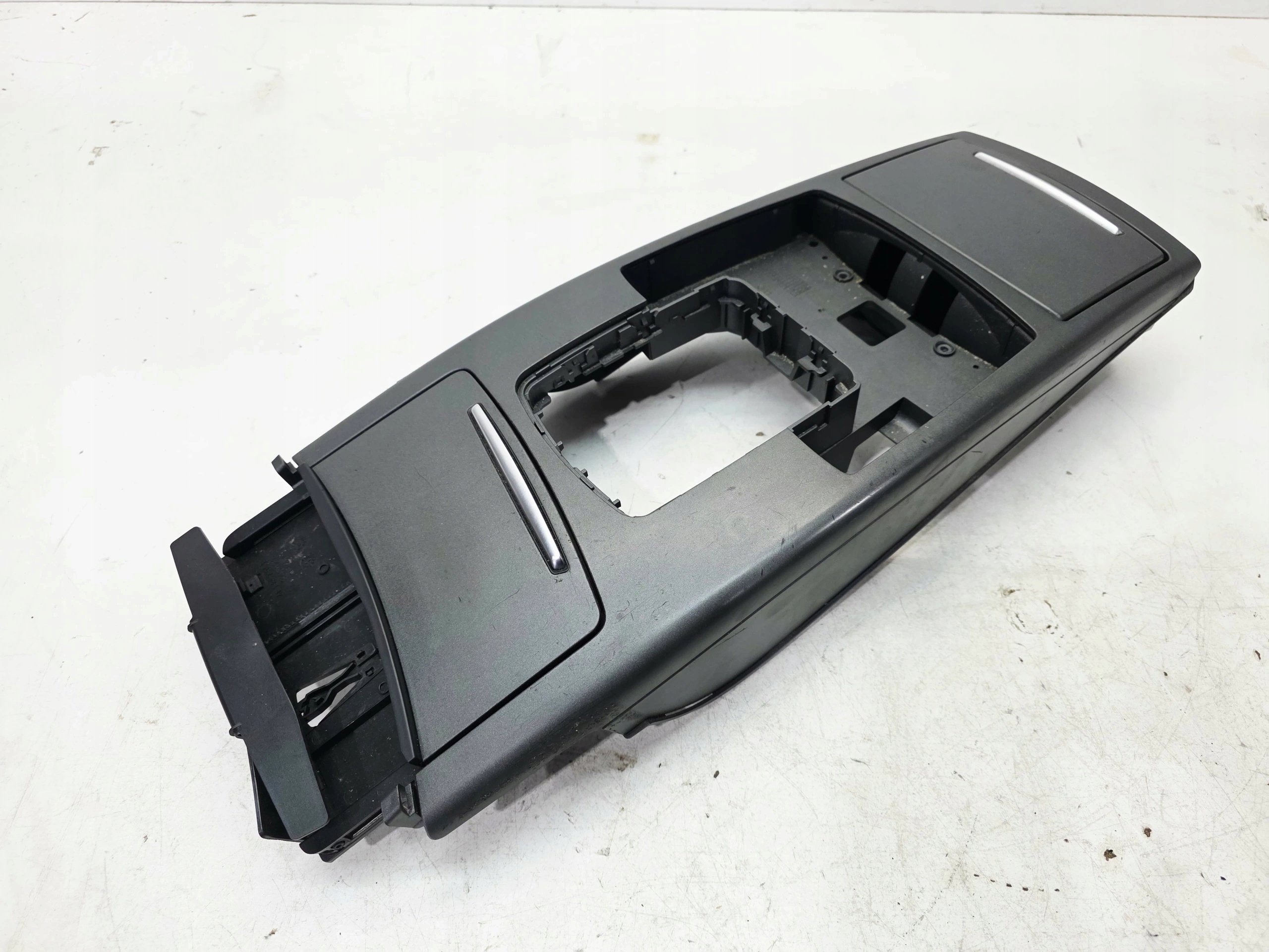 DEKOR TUNELU obal PANELU MMI AUDI A6 C6 4F1864261H