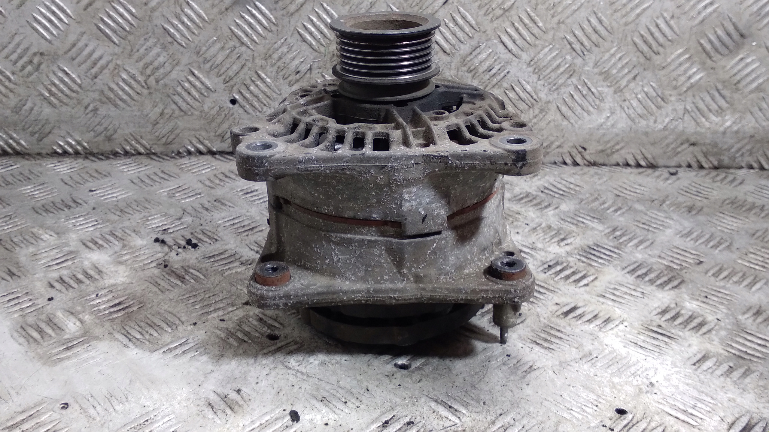 alternator VOLKSWAGEN GOLF 4 037903025E 70a 1.6 8v