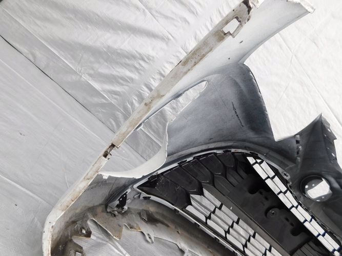 TOYOTA YARIS LIFT 17- front bumper front