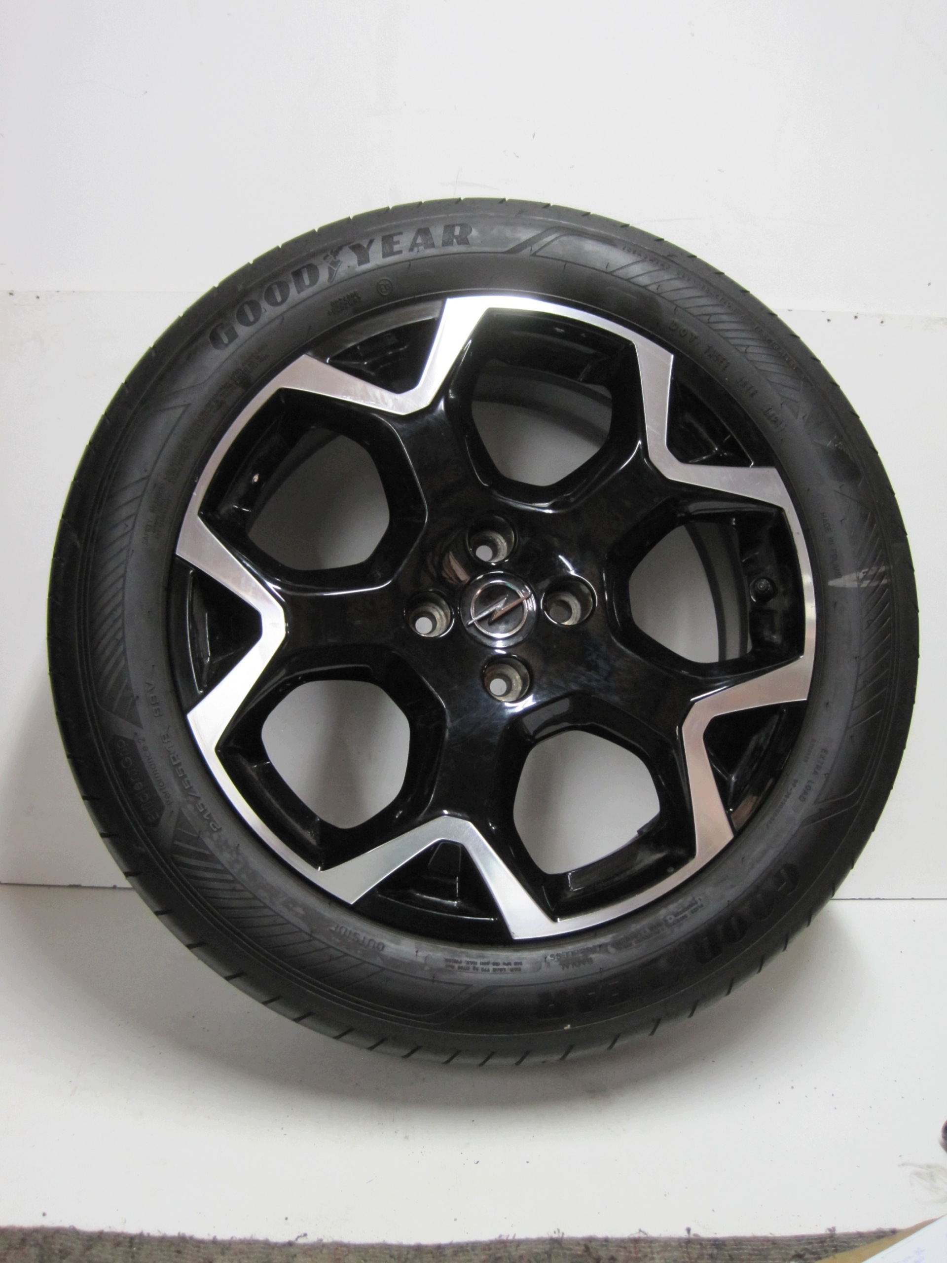 wheels discs tyres OPEL MOKKA R18 5MM