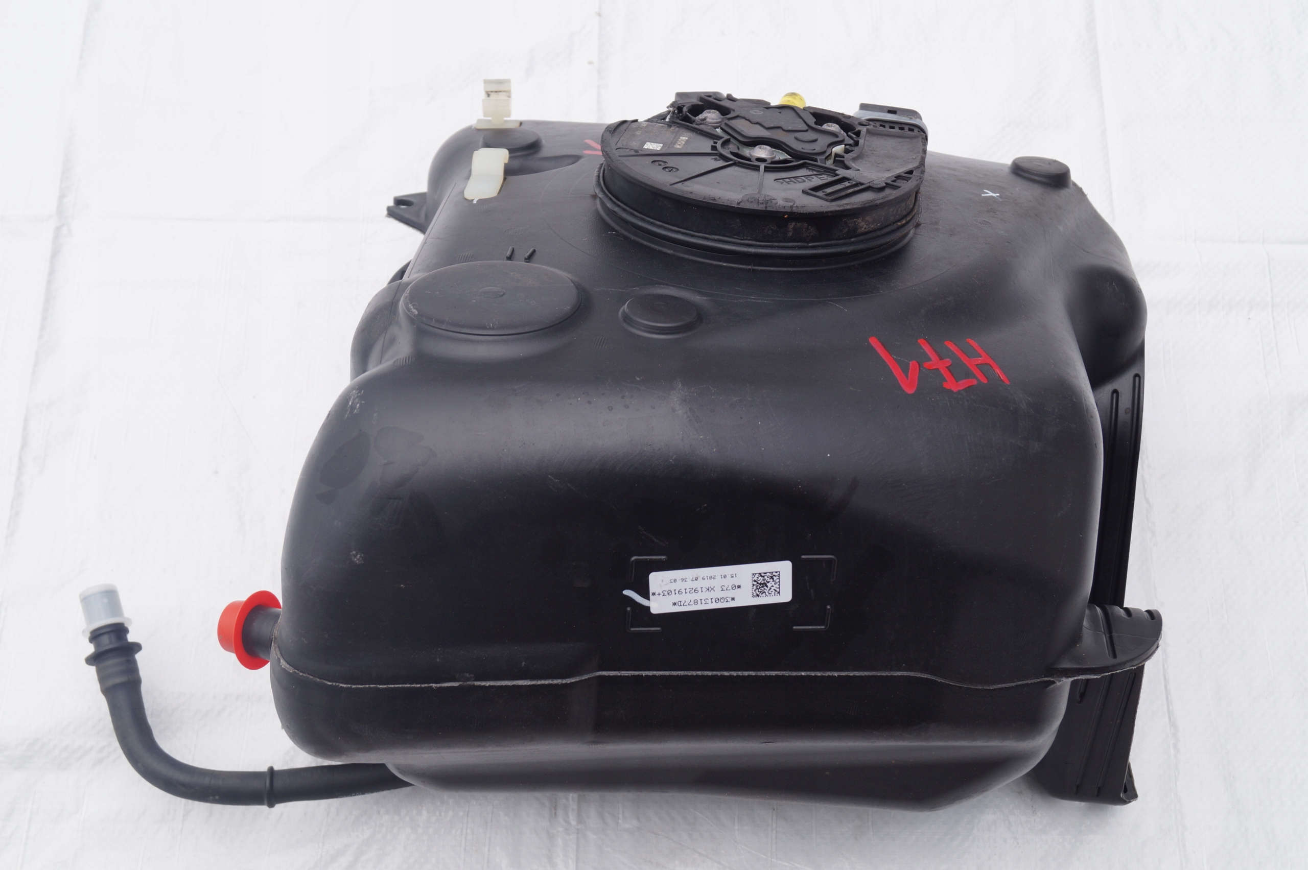 tank ADBLUE pump VW PASSAT B8 SKODA SUPERB