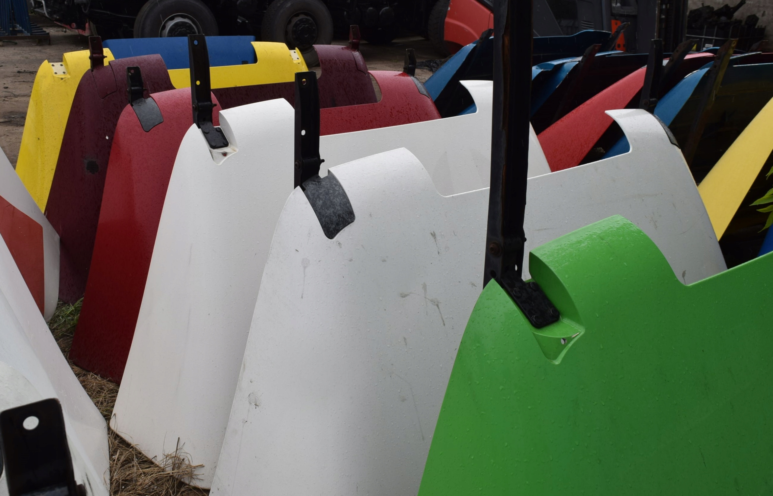 ВЕРХНІЙ ОБТІЧНИК ДАХУ СПОЙЛЕР MAN TGA TGX TGS TGL