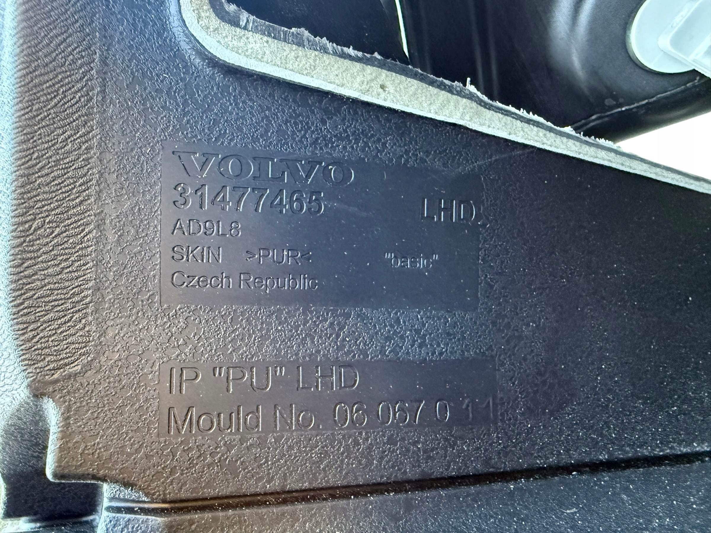 dashboard console cockpit HEAD UP WYSTRZELONA VOLVO V60 II S60 III