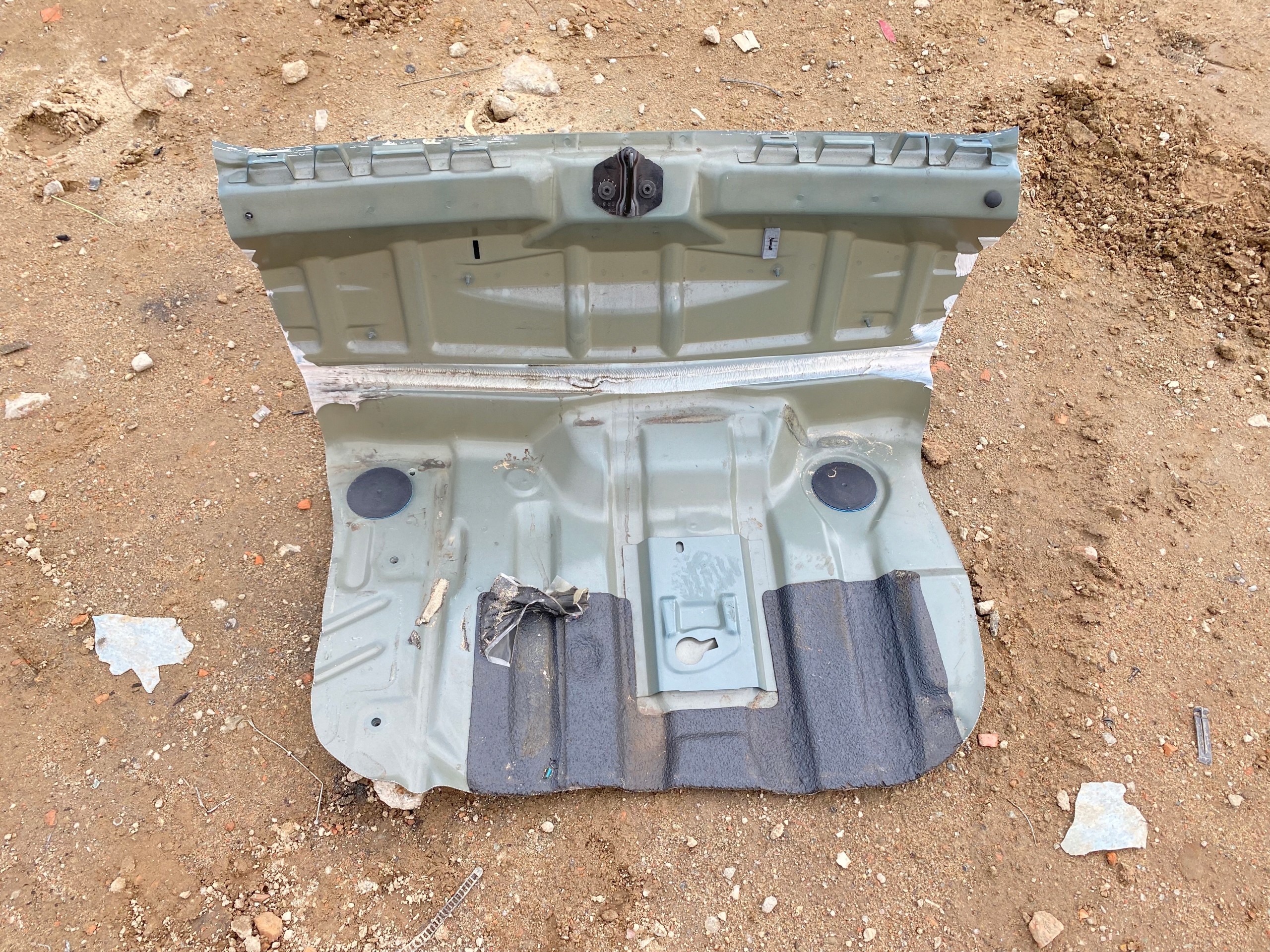 ЧЕТВЕРТИНА ЗАД. ЗАД DODGE ЧАРДЖЕР SRT 6.4 2016-