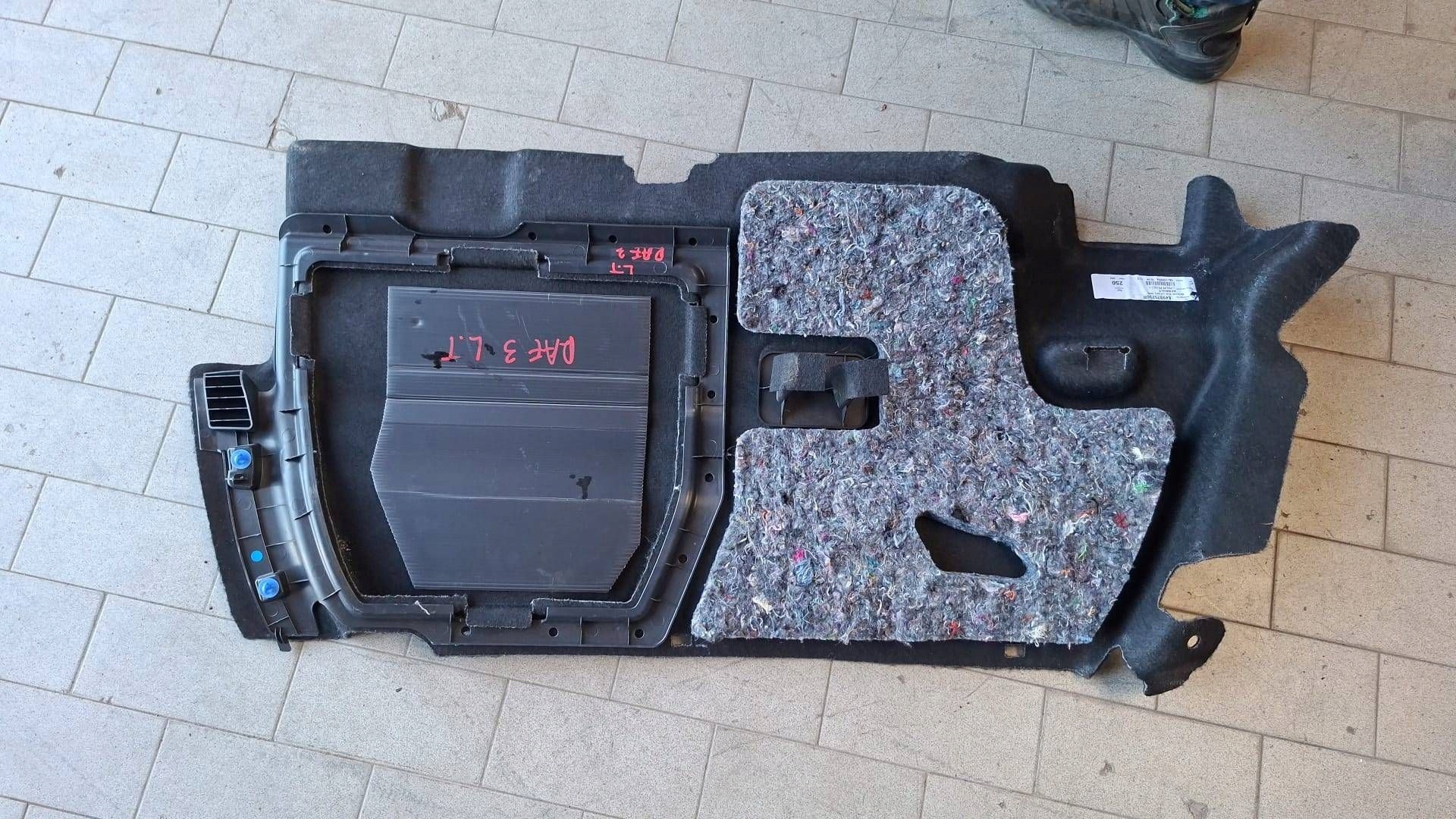boot upholstery left side Renault Rafale 849975250R