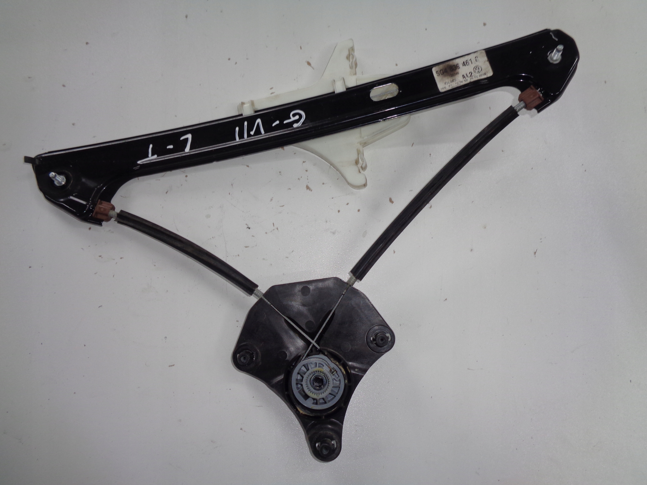 VW GOLF VI 5K HB window regulator left rear part