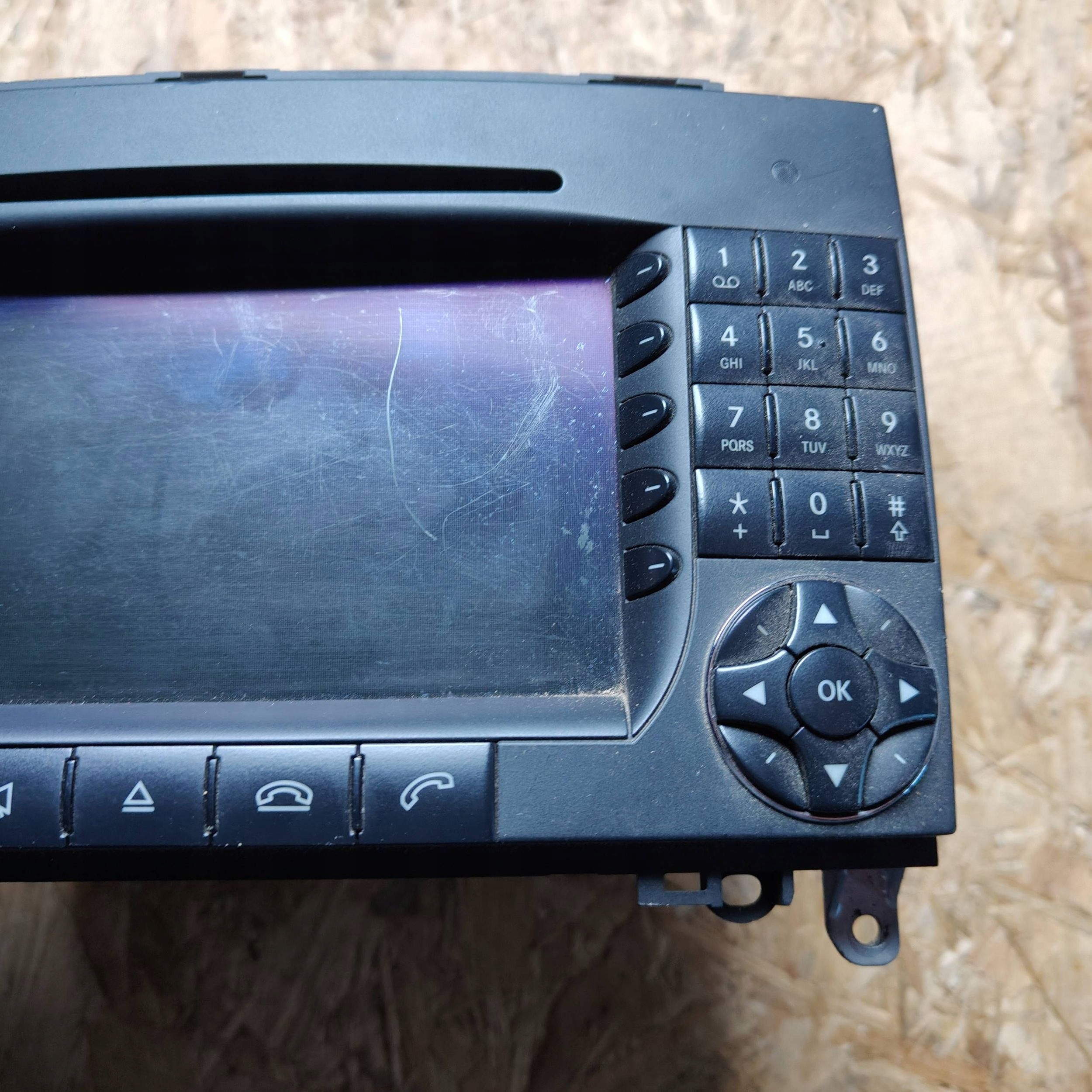 Stacja multimedialna Mercedes-Benz B W245 A1698205189