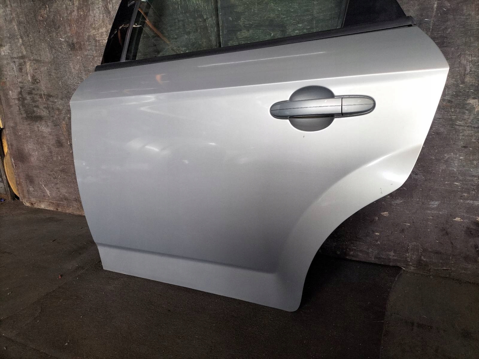 door complete left rear part FORD MONDEO MK4 D8