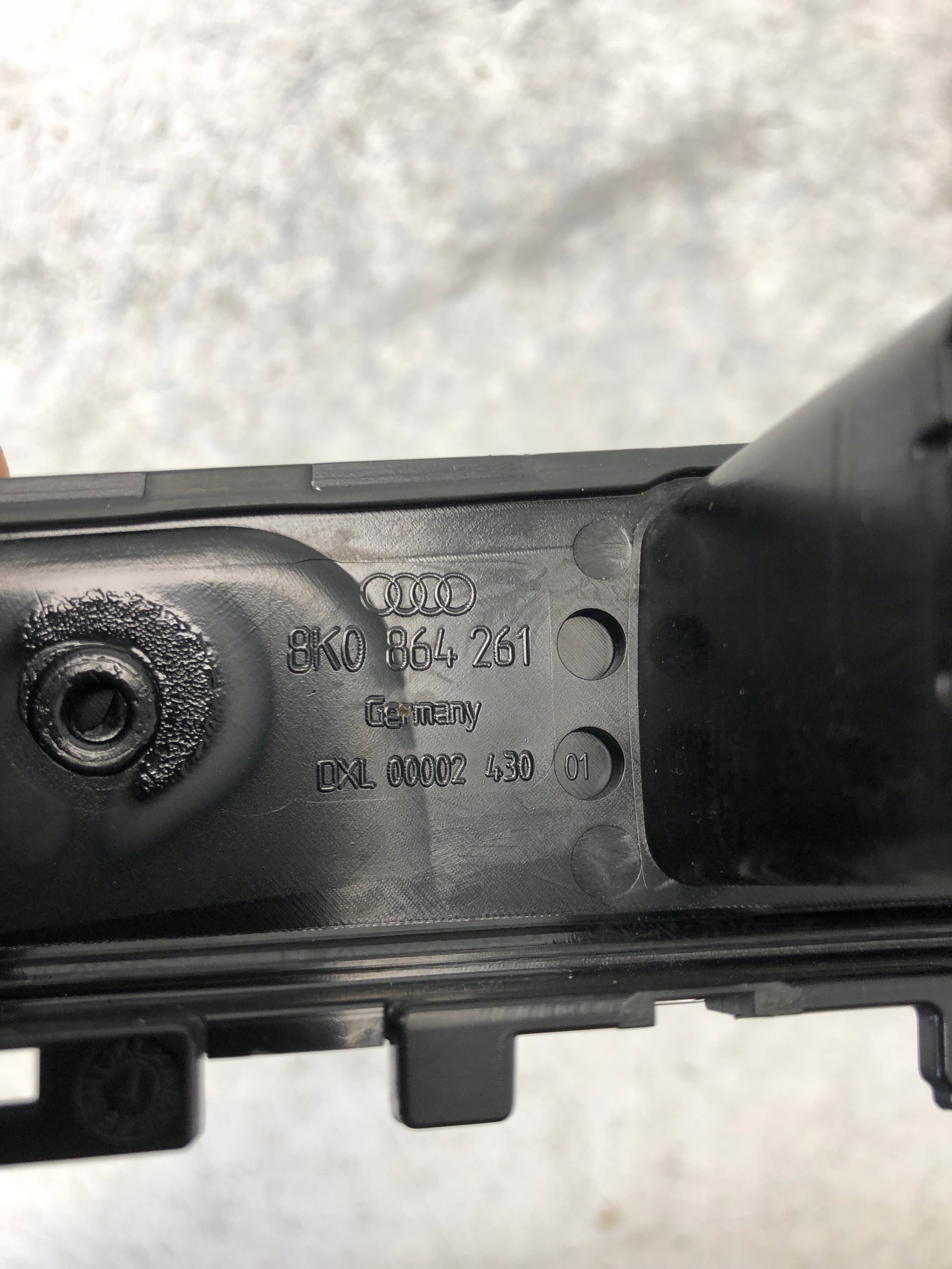 control panel central AUDI A4 B8 8K0864261