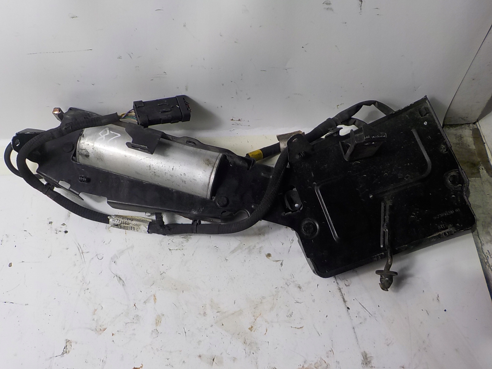 CITROEN C4 and CENTRALKA MODULU START-STOP 9801739380