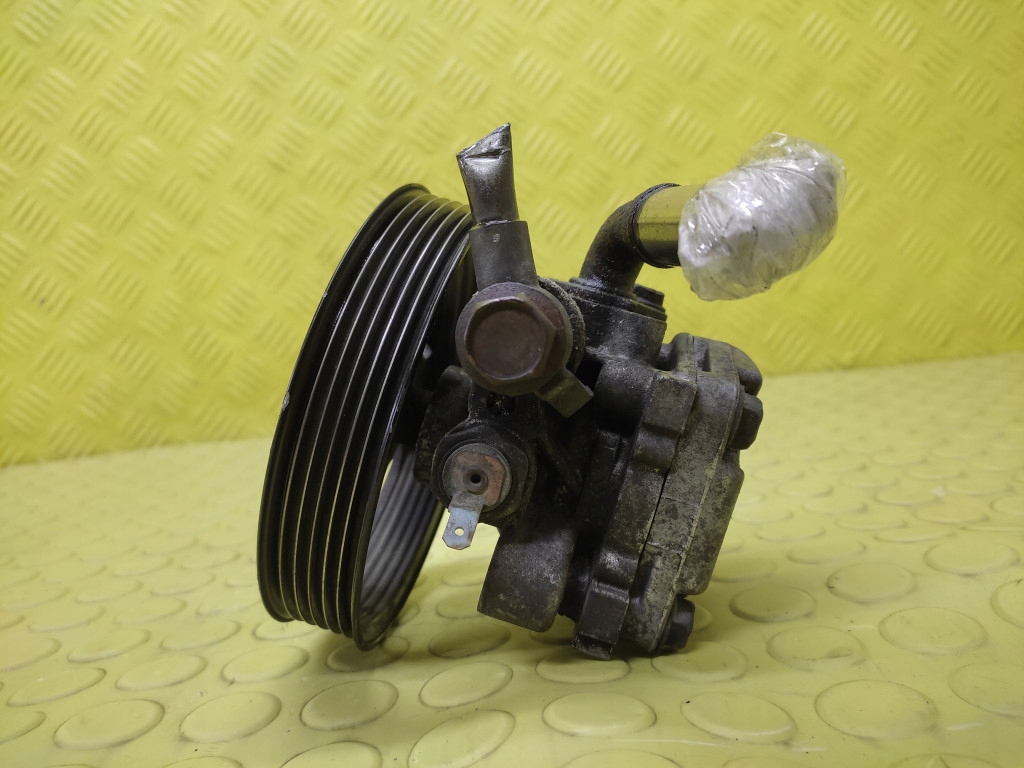 MAZDA 3 1.4 16V servo pump steering wheel