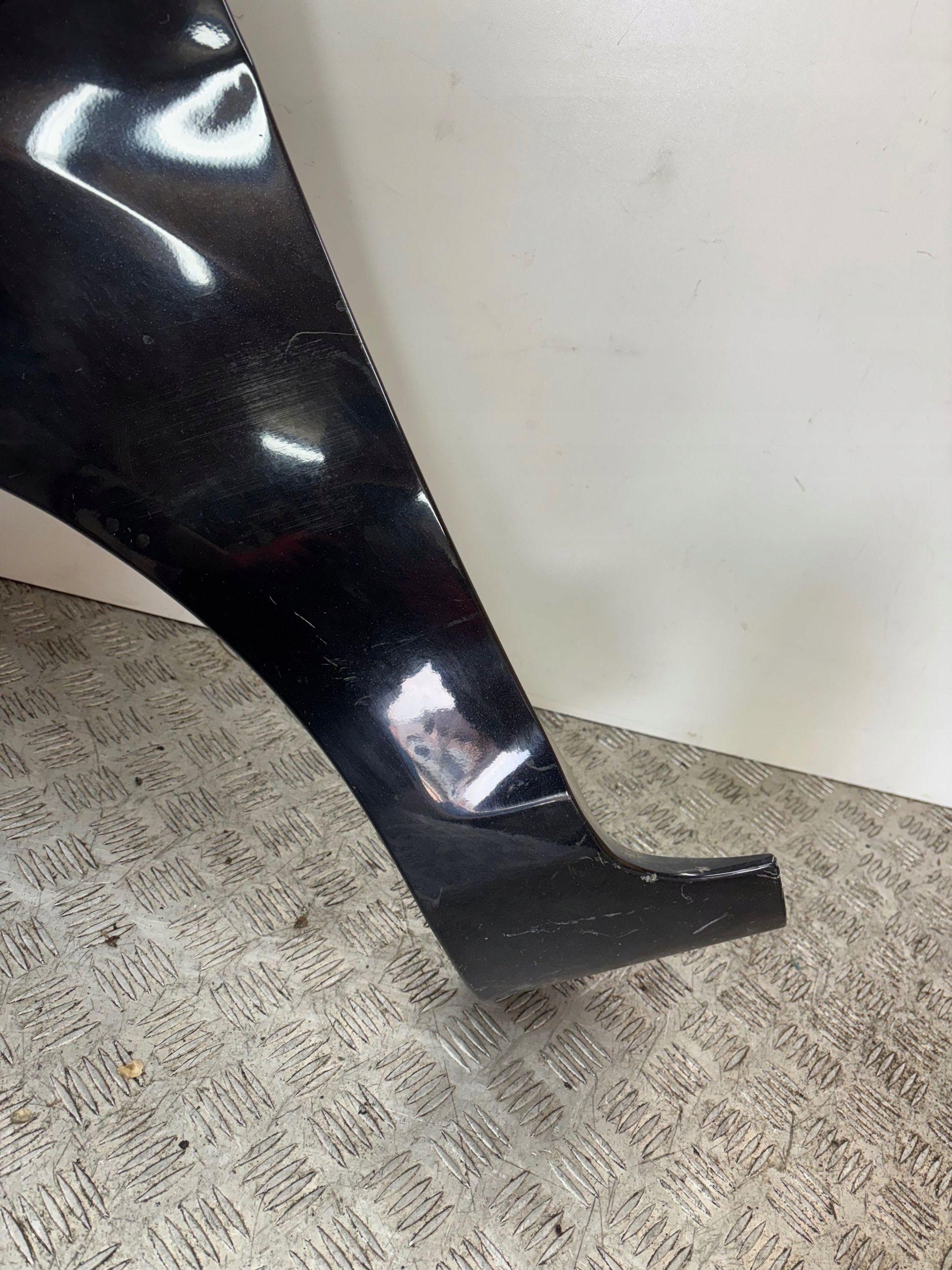 fender front front left FORD FIESTA MK7 09