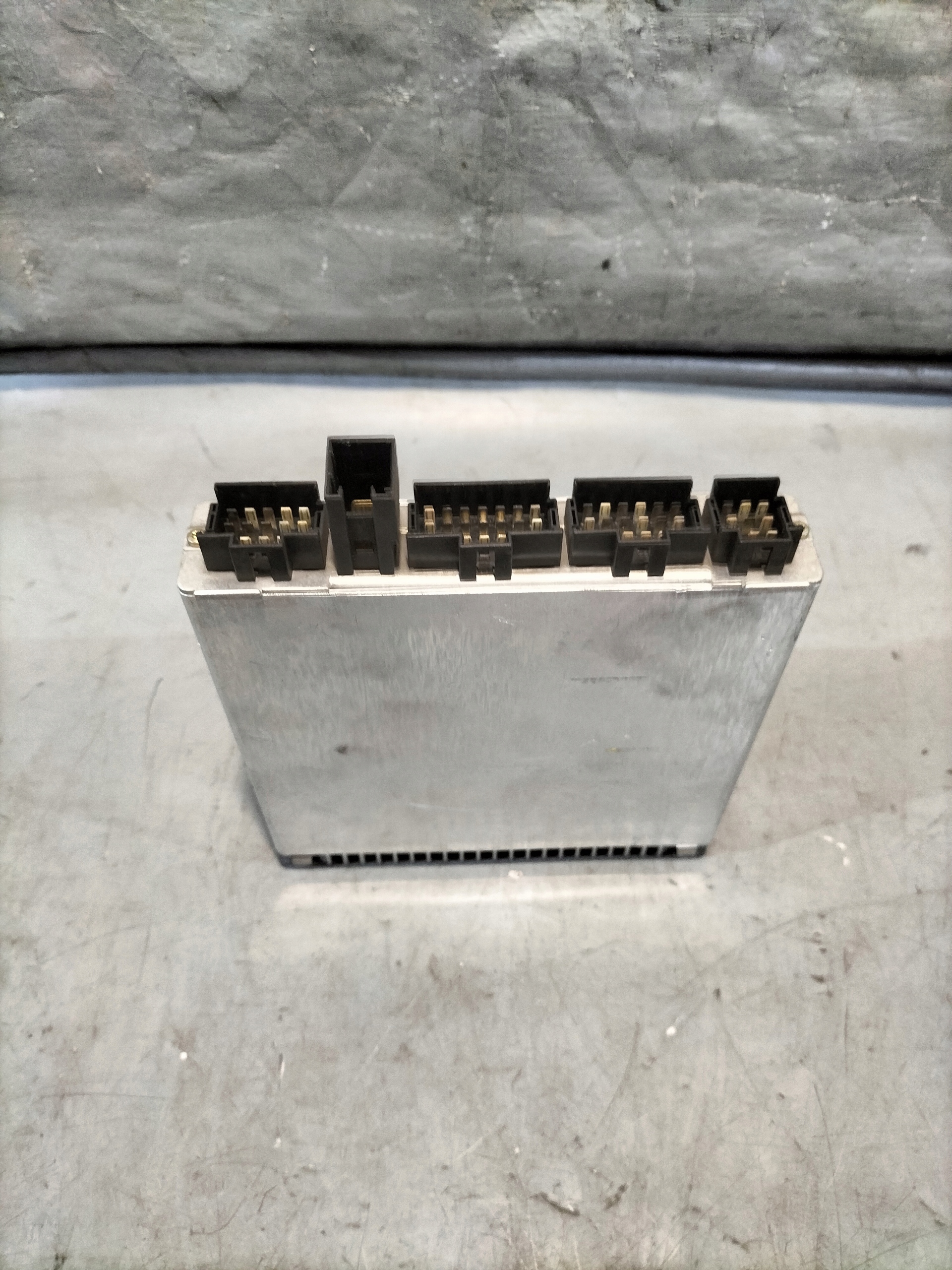 control unit Mercedes-Benz OE A0004460303