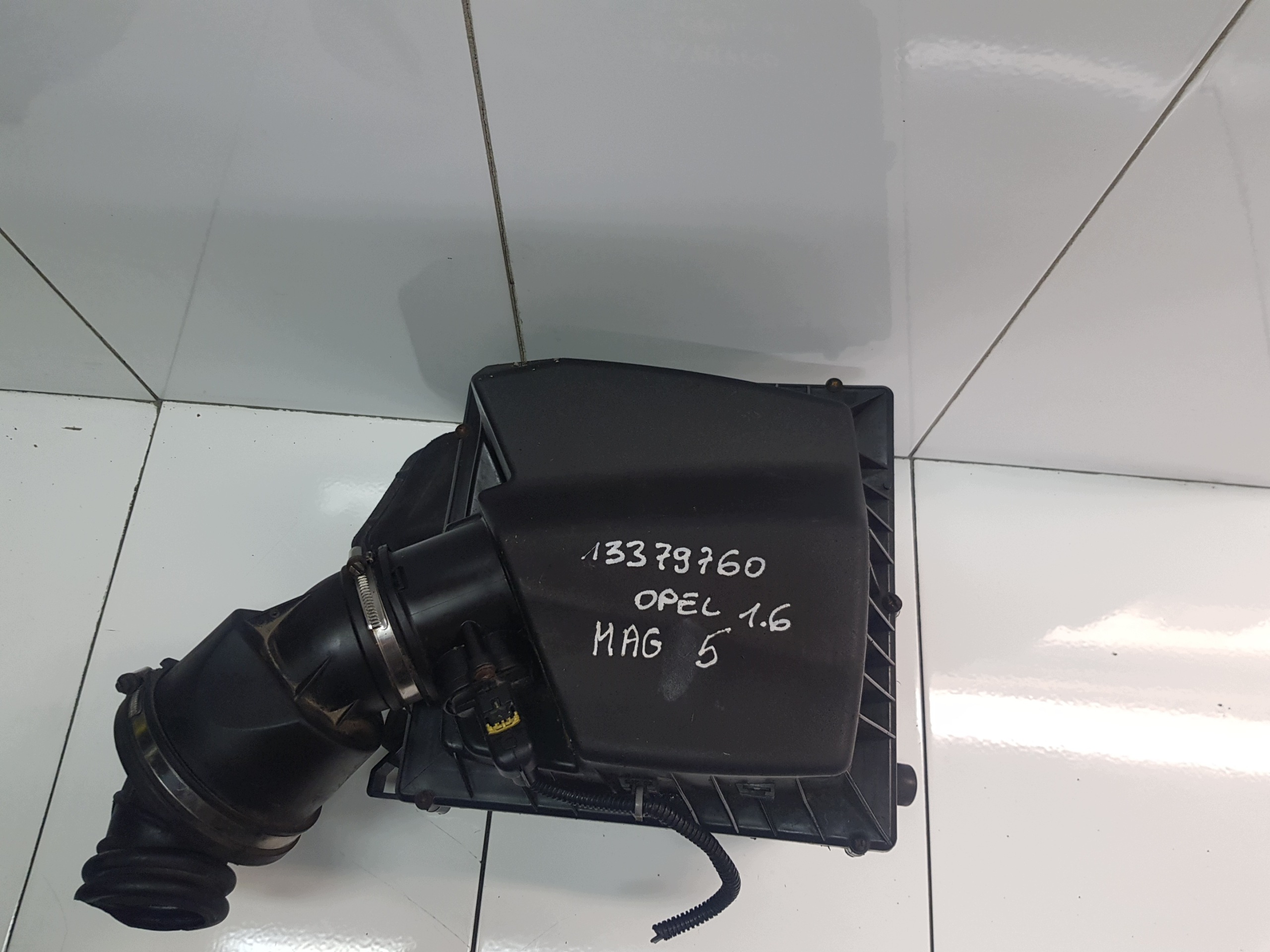 OPEL ASTRA ZAFIRA C 1.6CDTI Gehäuse filter luft 13379760