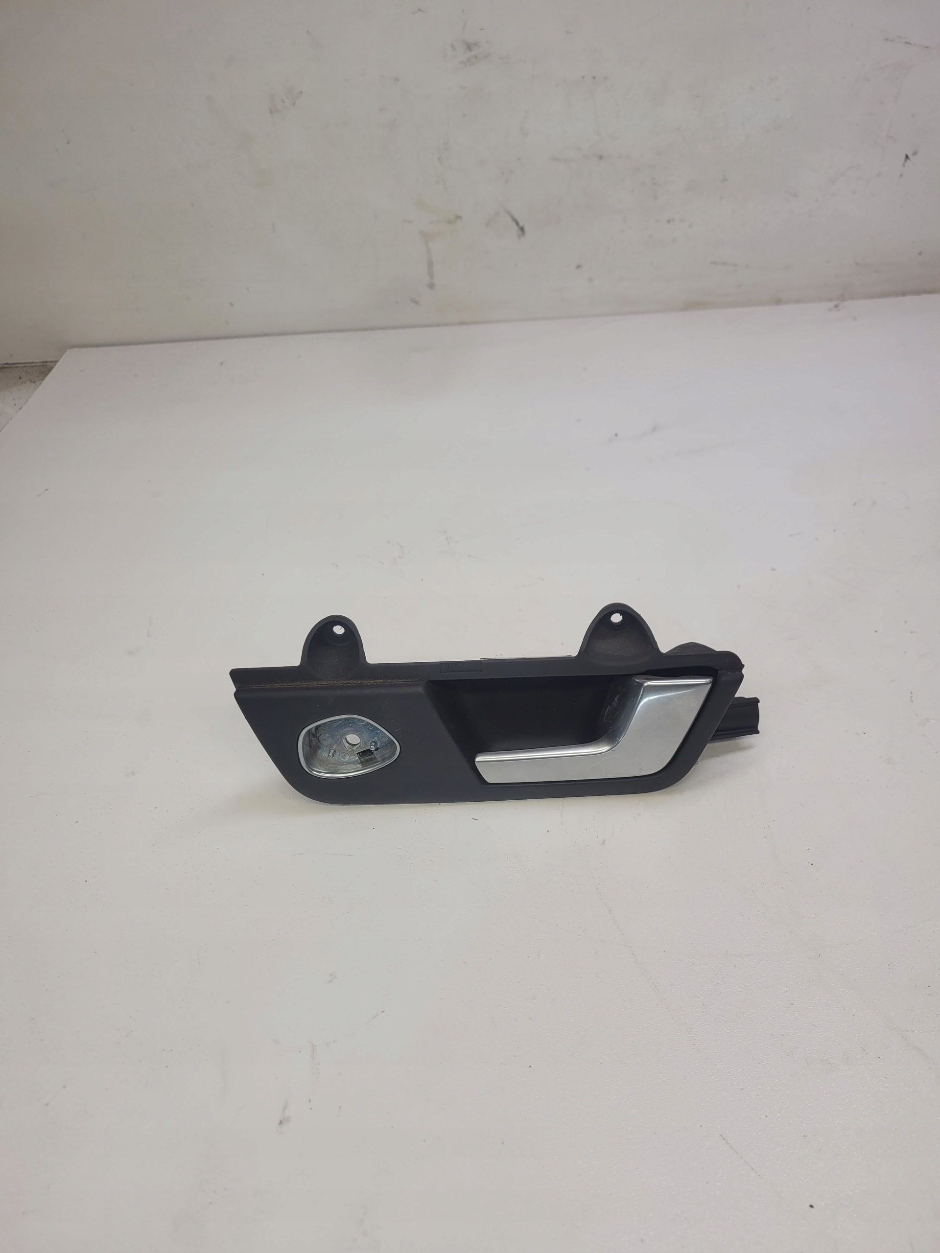 handle inner right rear part AUDI A4 B7 8E0839020C