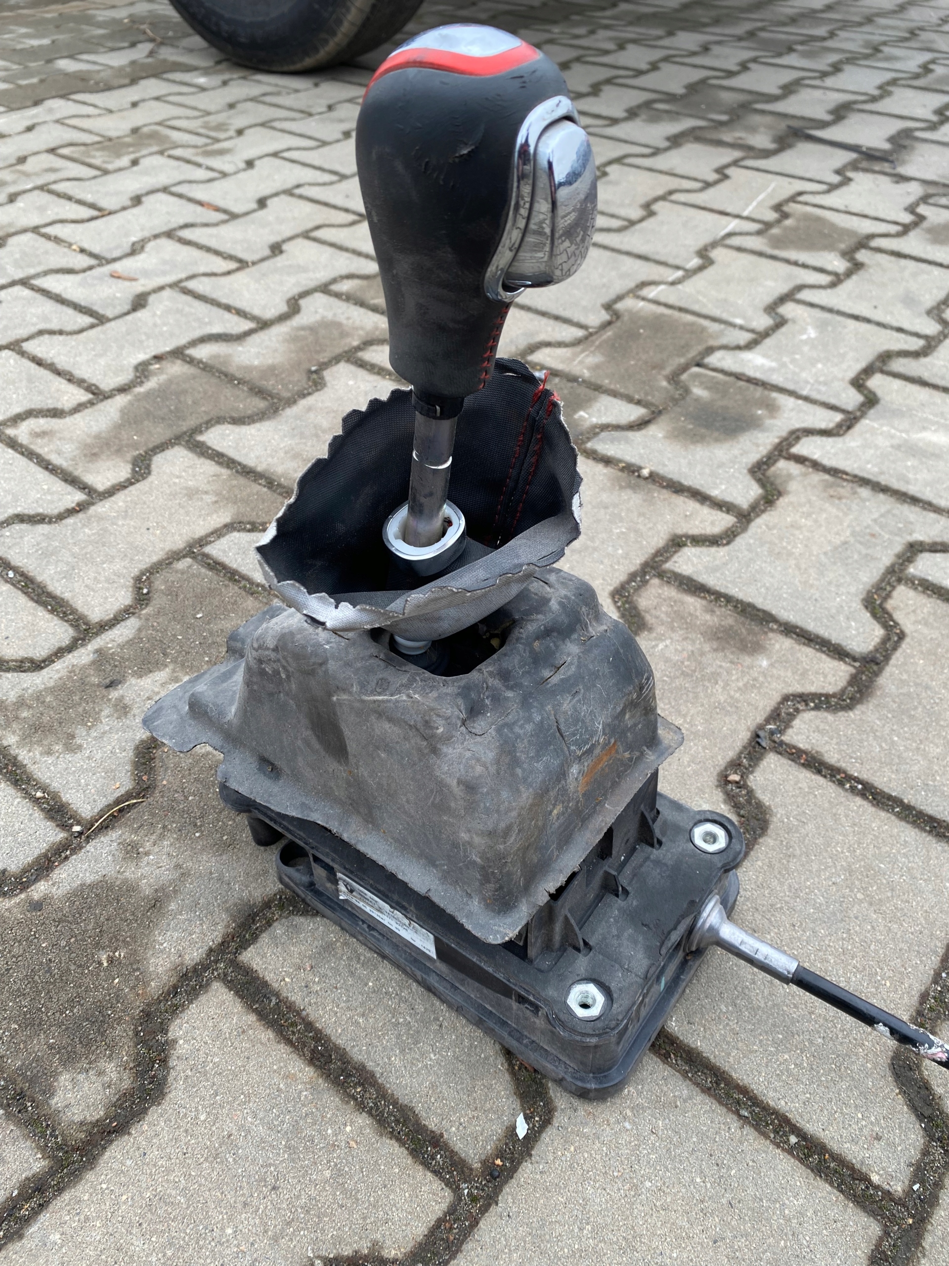 ВАЖІЛЬ ПЕРЕМИКАННЯ ПЕРЕДАЧ CLIO III RS 2.0 341089500R