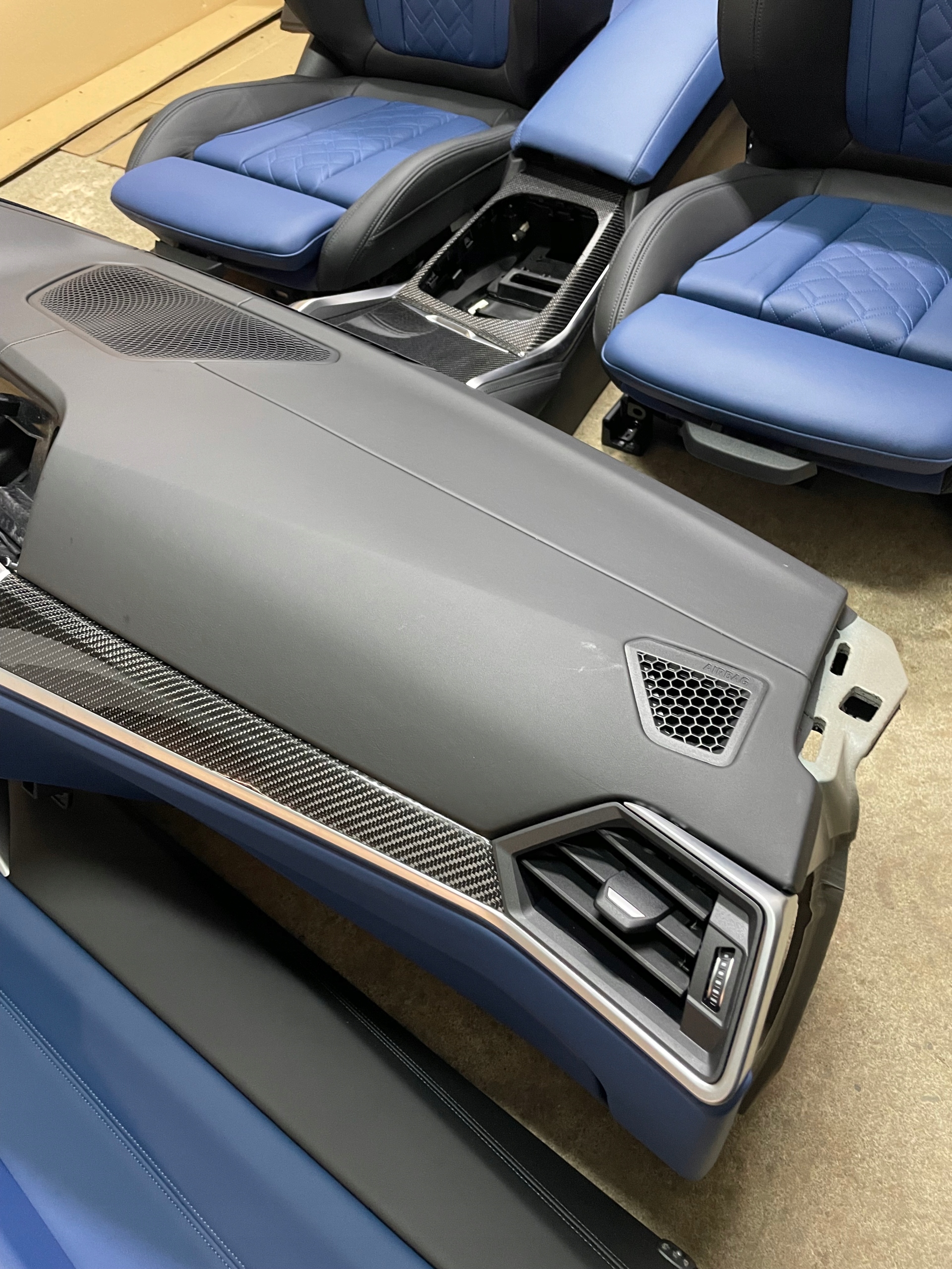 seats console leather NAPPA INDIVIDUAL CARBON BMW 4 G22