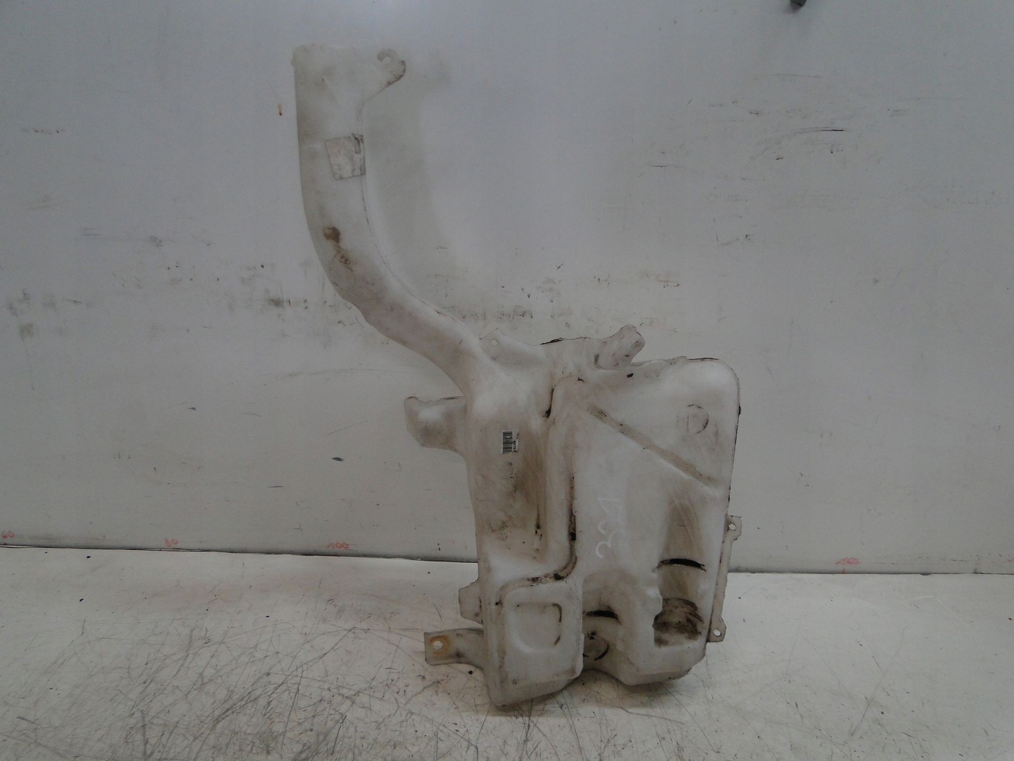 DS73-17B613-AF - FORD MONDEO MK5 14-22 БАЧОК ОМЫВАТЕЛЯ