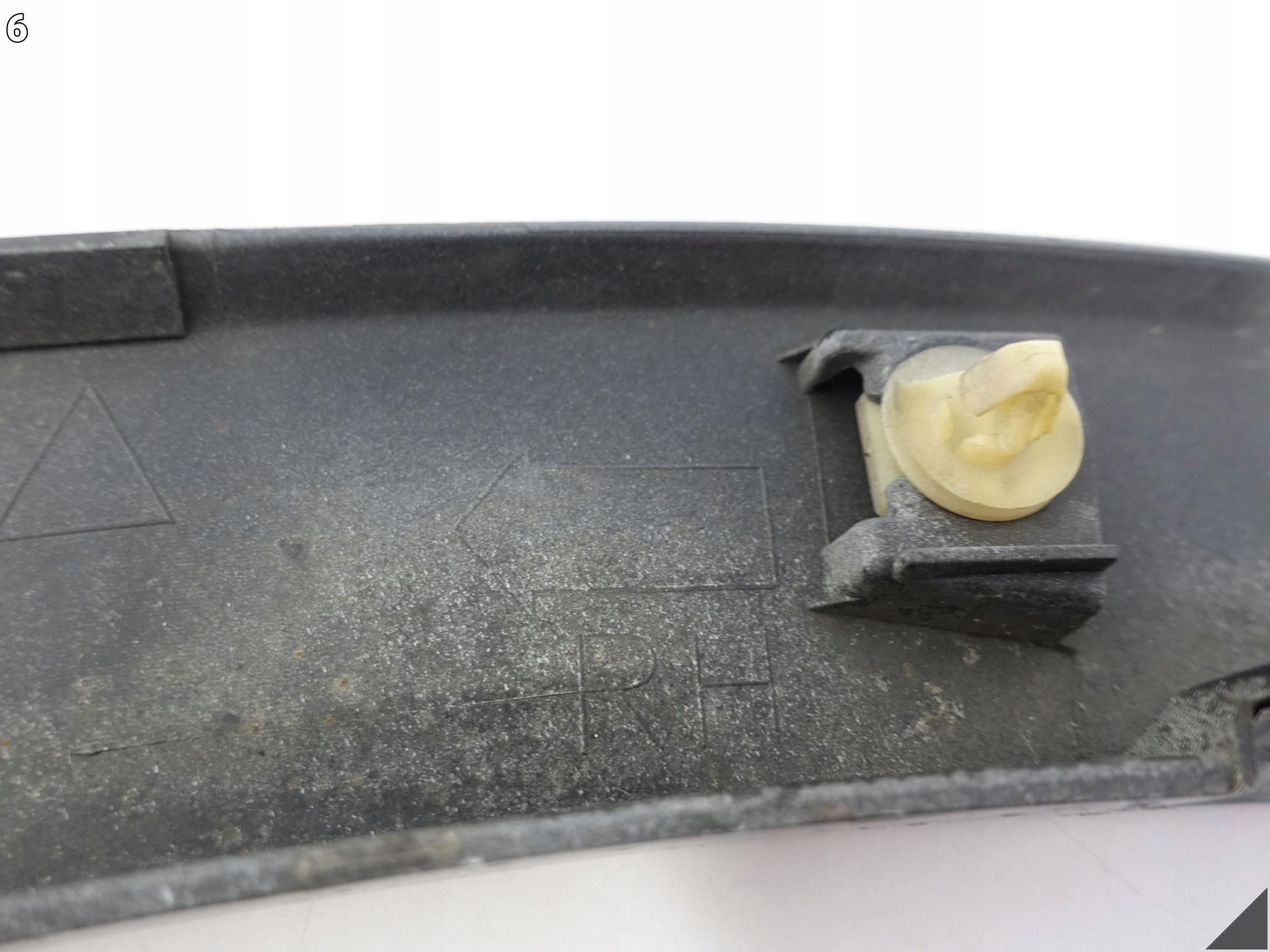 MAZDA CX-5 CX5 and 12-17 moulding cap for fender right front
