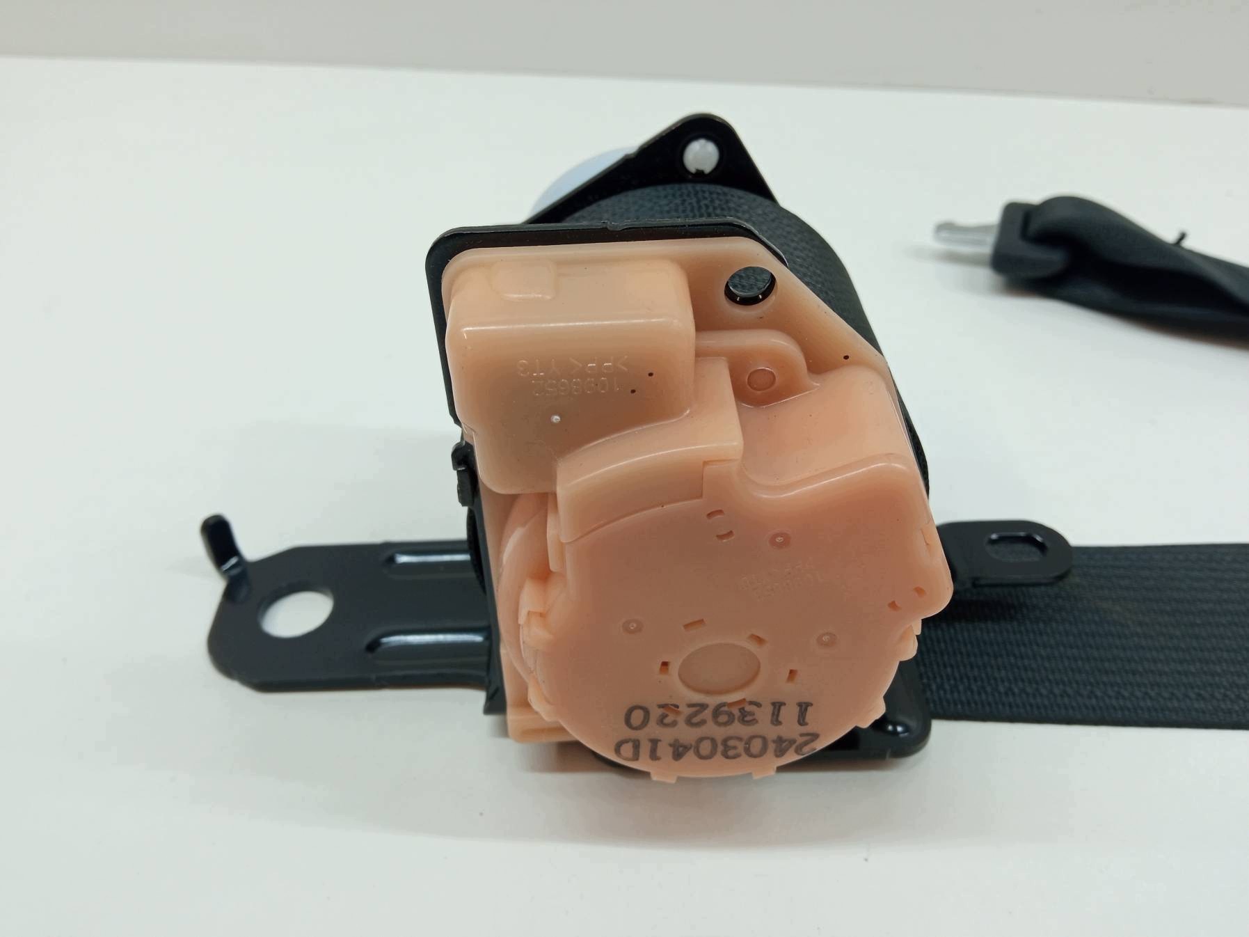 sicherheitsgurt heck mitte rücksitzbank 73350-02180 Toyota Corolla XII E21