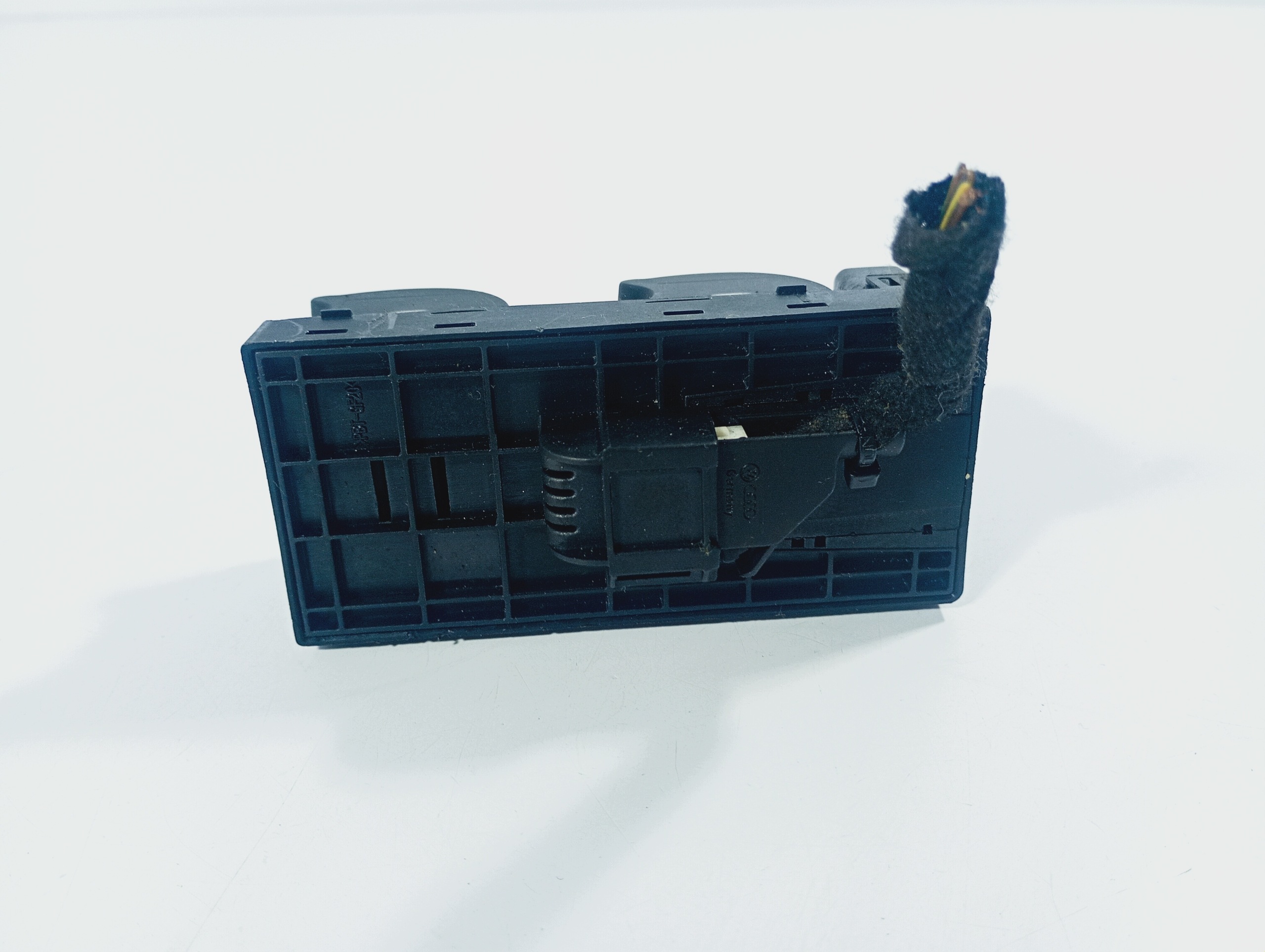 switch switch PANEL of the window left front Audi A4 B6 01-02