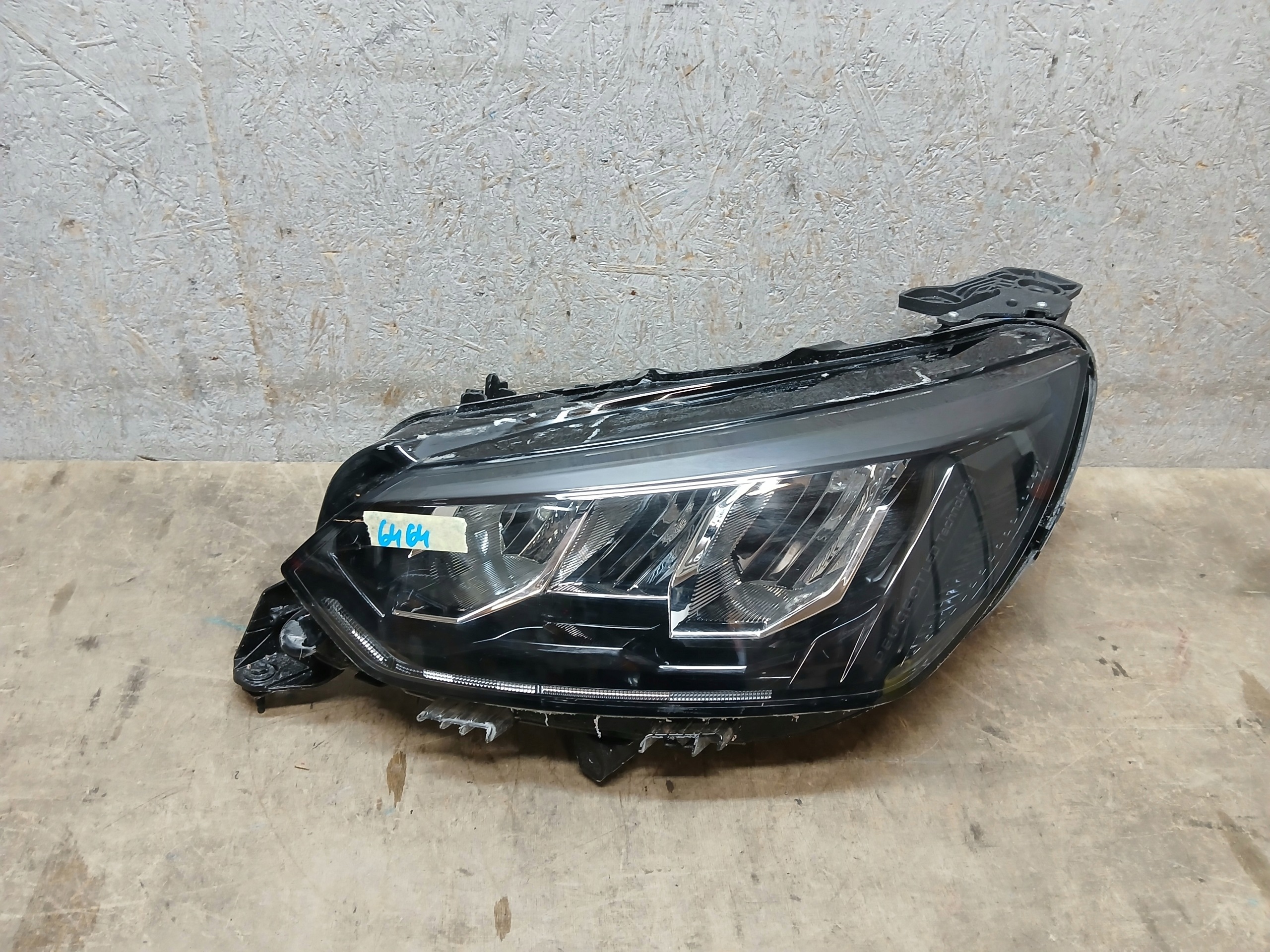 light front left PEUGEOT 208 II 2 19- FULL LED 9833036380