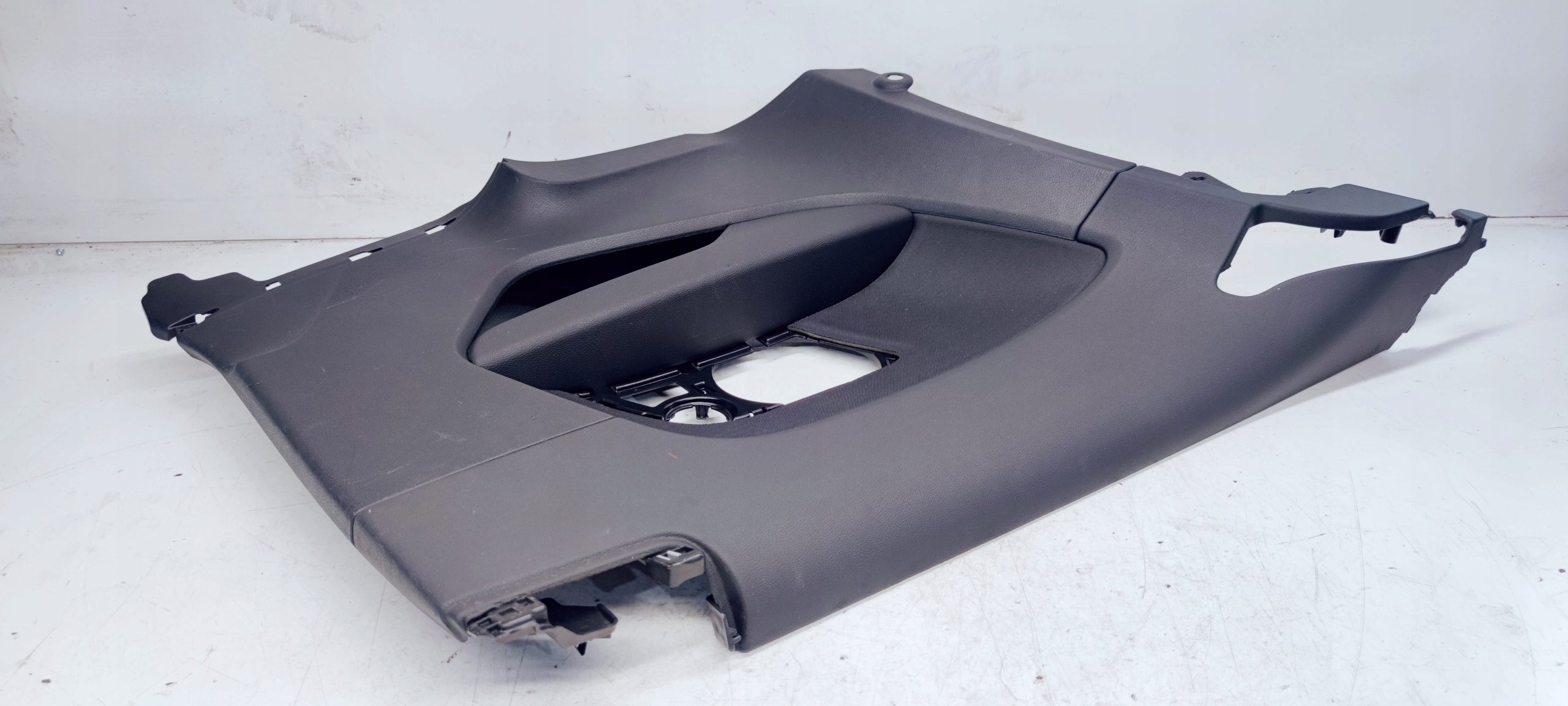 side left rear part AUDI A3 8V 8V3867035 MATERIAL *5*