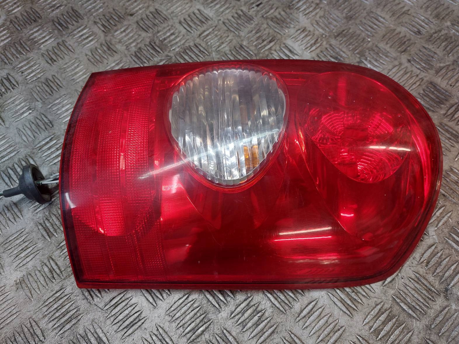 light left rear part + right rear part MAZDA MPV II EUROPA