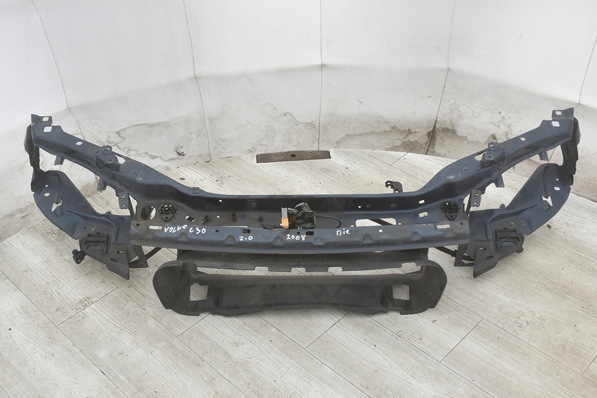 bar, wall front VOLVO C30 2.0 DIESEL