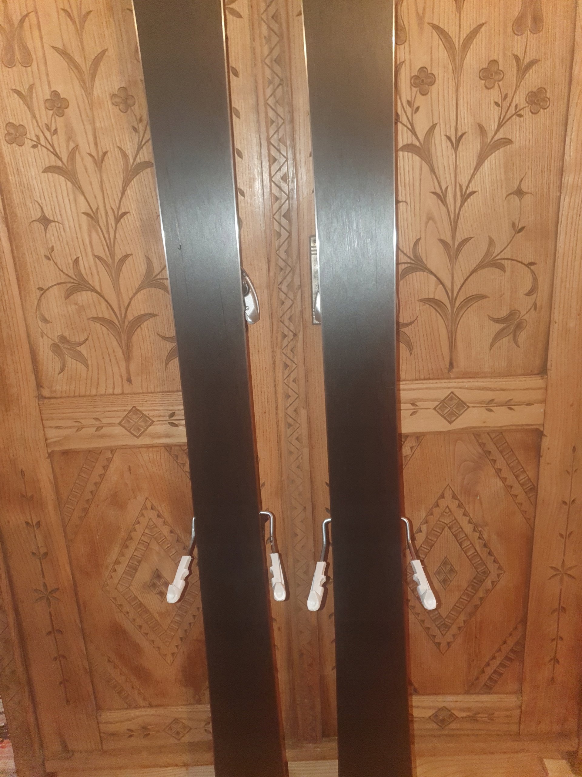 ATOMIC BACKLAND dł.164 cm+ ATOMIC TRACKER 13+ FOKI Kod producenta 11111111