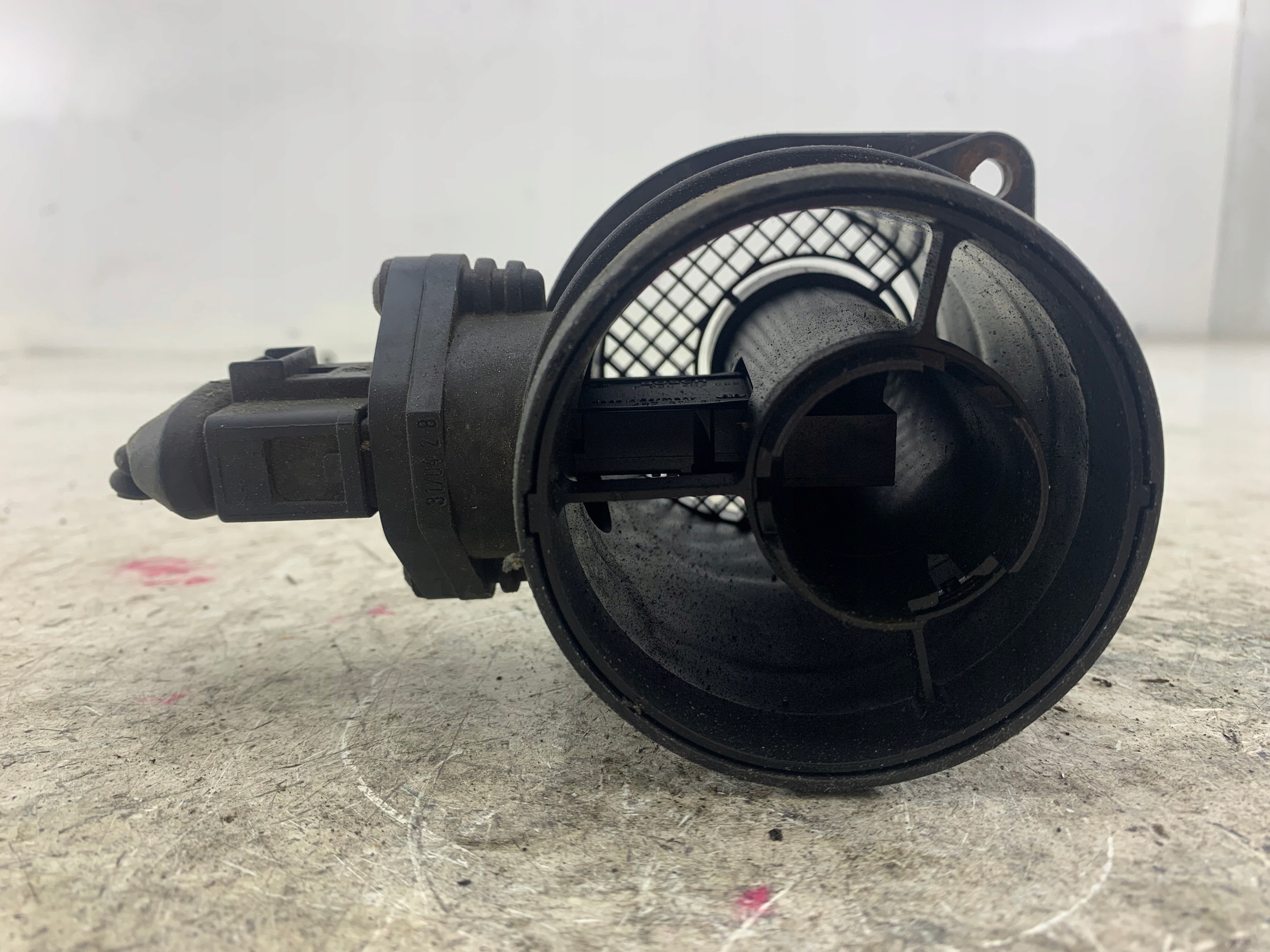 AUDI A4 B7 2.0 TDI flow meter 074906461B