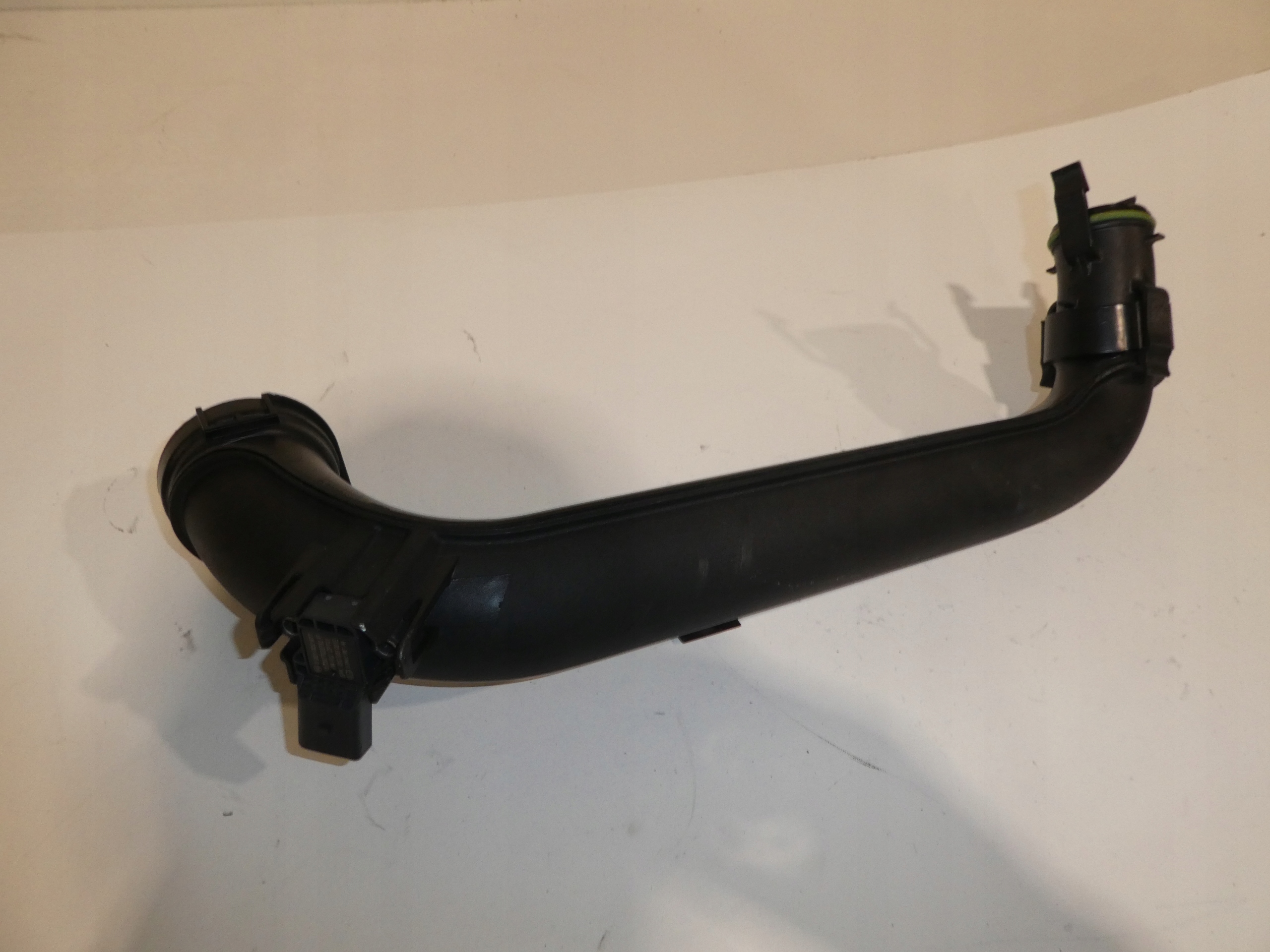 SEAT LEON III 1.2 TSI rohr intercooler 04E145673C