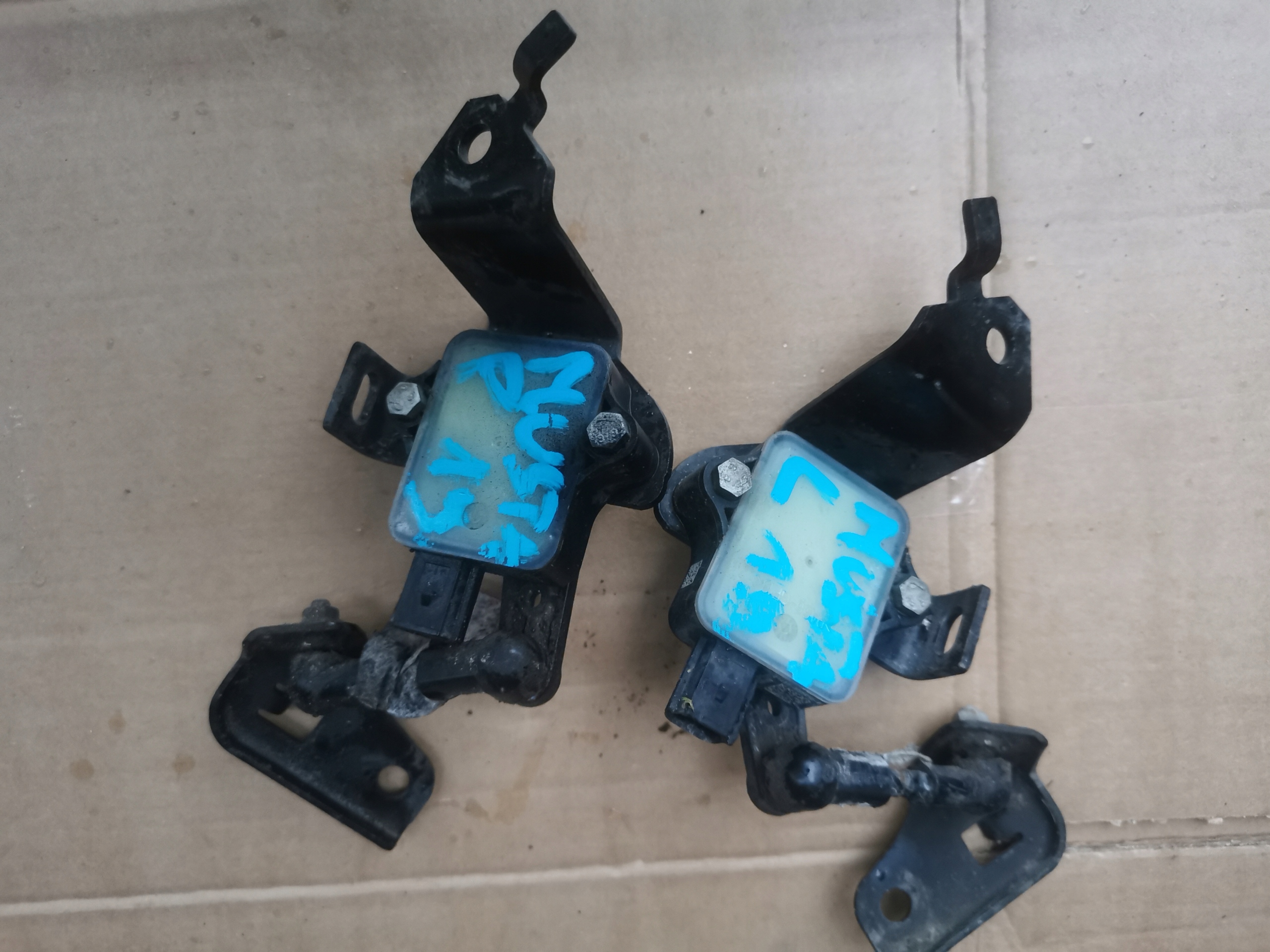 ДАТЧИК ВИРІВНЮВАННЯ ЗАДНІЙ FORD MUSTANG VI LIFT 2019