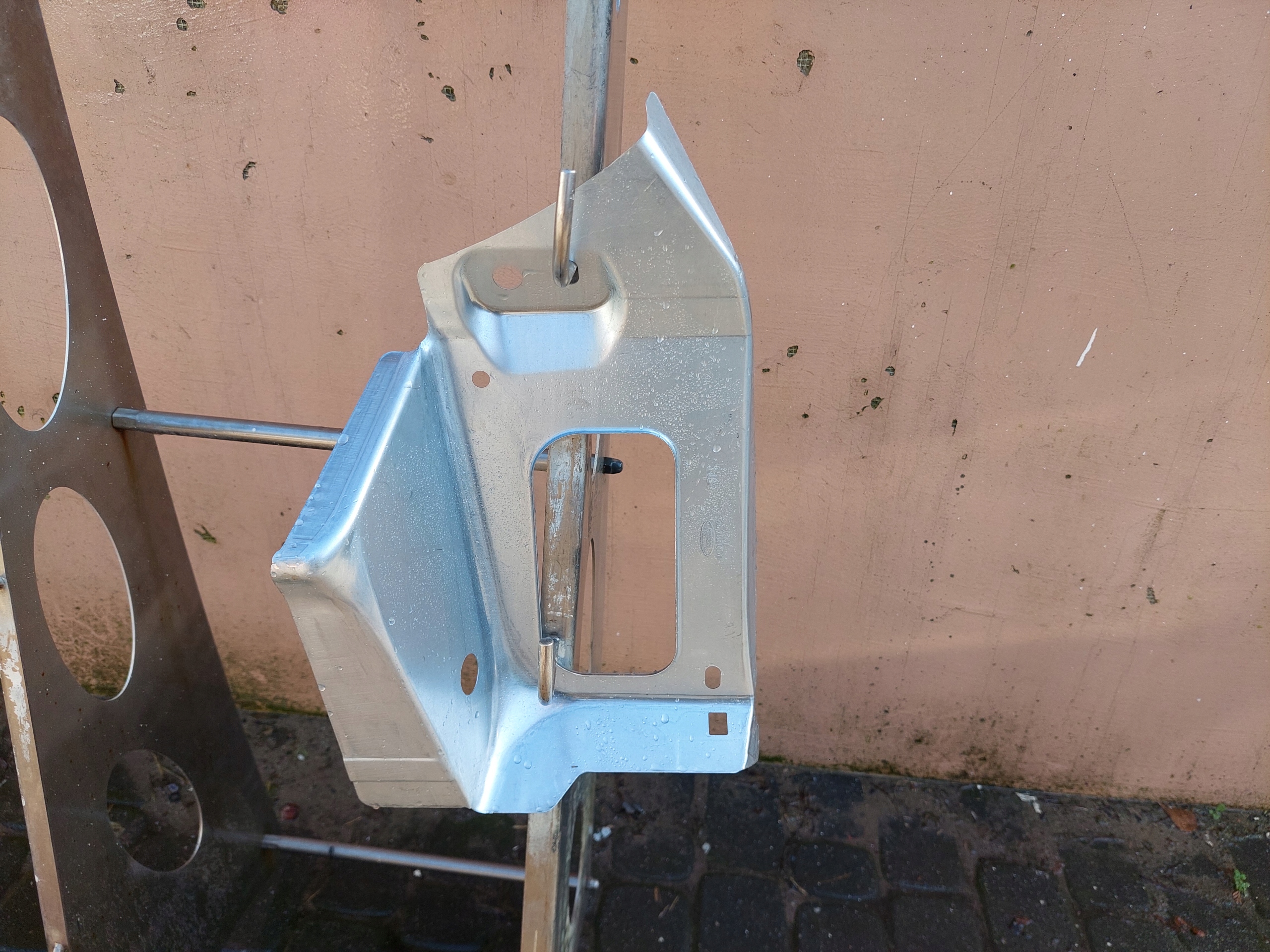 FORD FOCUS MK2 OKULAR MOCOWANIA PAS TYLNY PRAWY TYŁ NOWY ORGINAŁ Typ samochodu Samochody osobowe