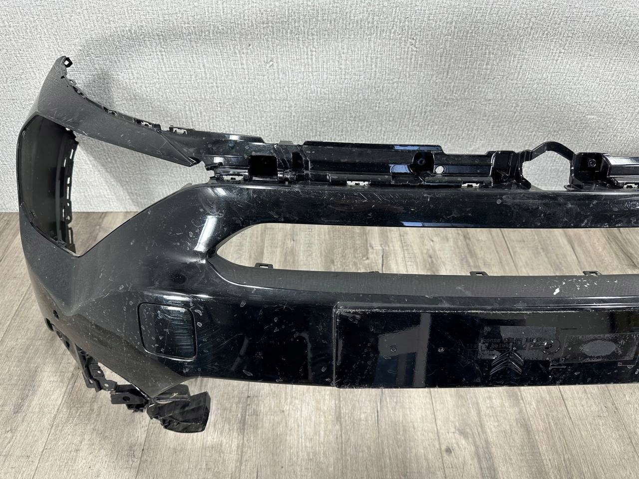 CITROEN C4 III 2020-> bumper front 9834692580