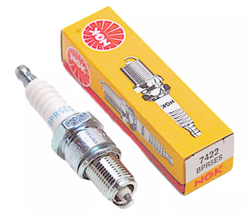 ŚWIECA ZAPŁONOWA NGK BPR5ES VIKING MTD STIGA