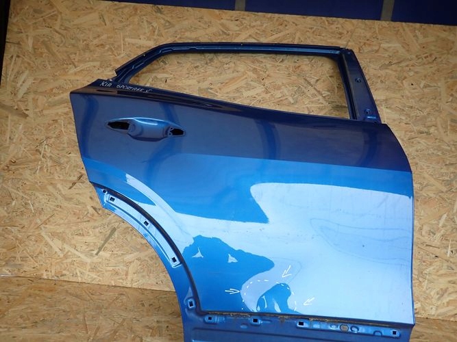 KIA SPORTAGE V door right rear. rear part