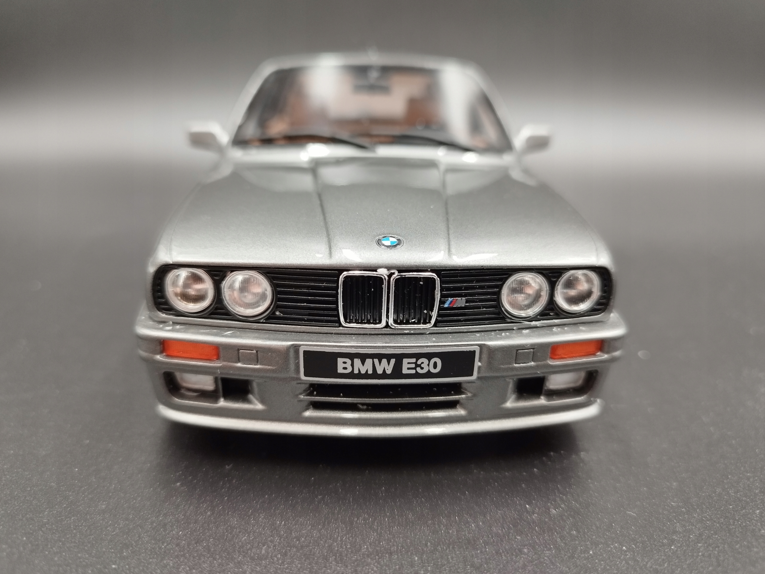 1:18 Otto BMW E30 Touring M-Pack • Cena, Opinie - Allegro