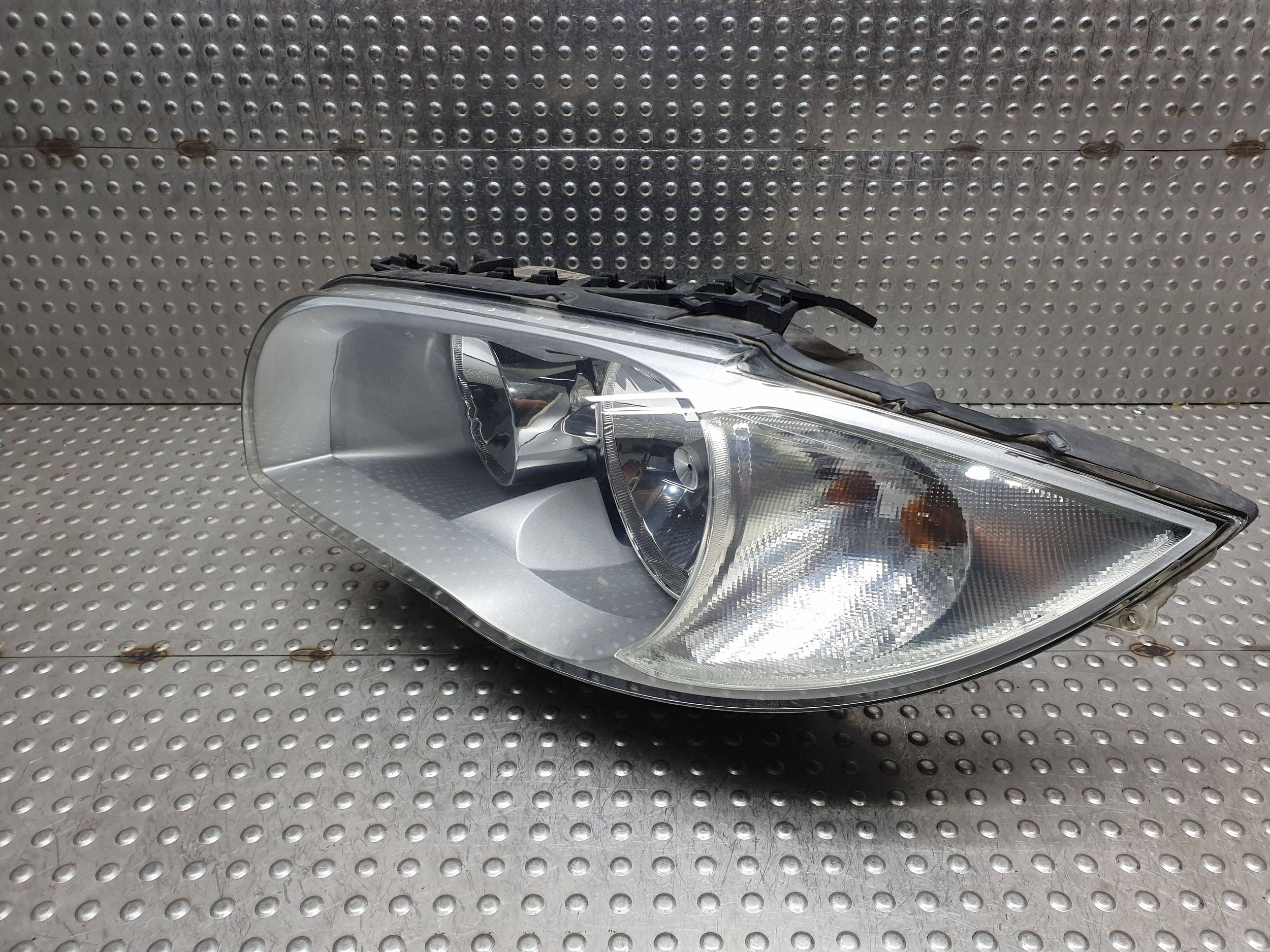 light REFLEKTOR left front 6924485 BMW 1 E87 EUROPA 04