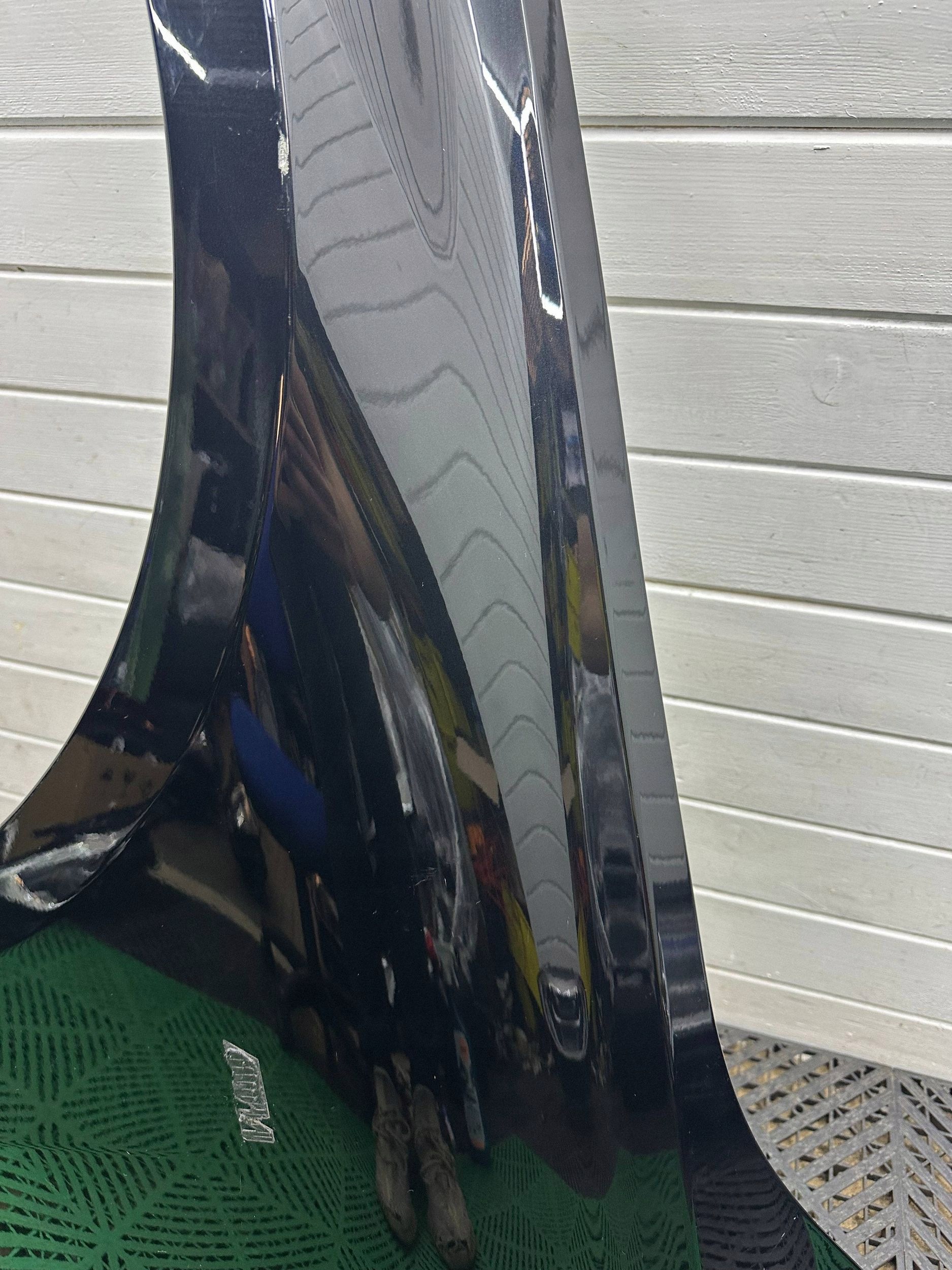 blatník předek strana levá BMW 2 G42