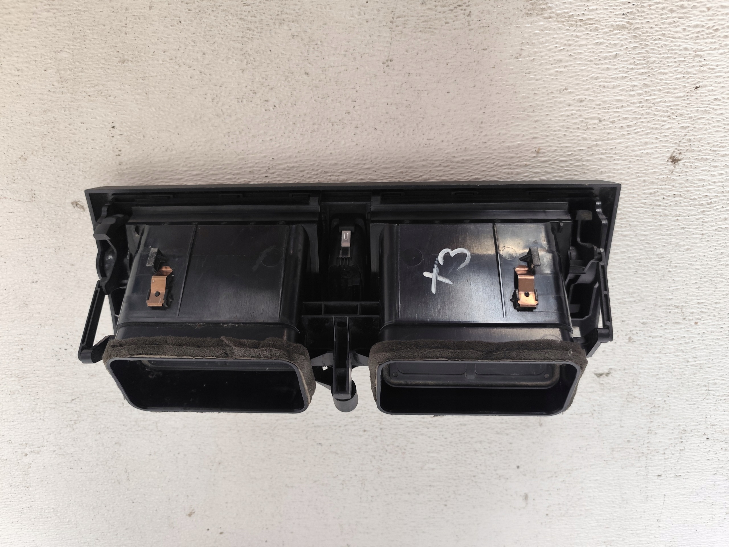BMW X3 E83 2007 grid air conditioning devices central 3400074