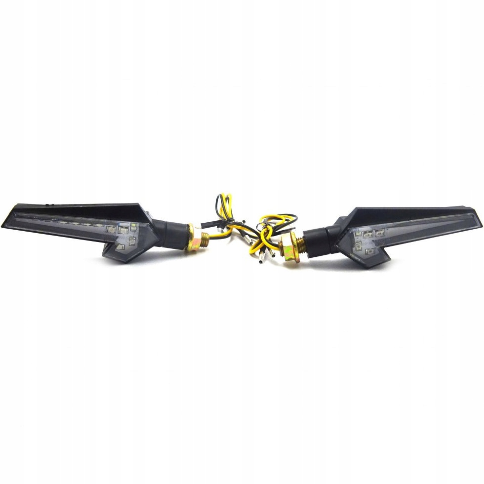 Kierunkowskazy CH-1047 dynamiczne Kpl Led czarne