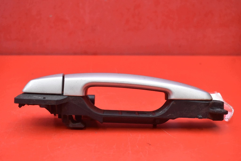 handle right front front SREBRNA SUZUKI SWIFT 4 IV MK6 04-10