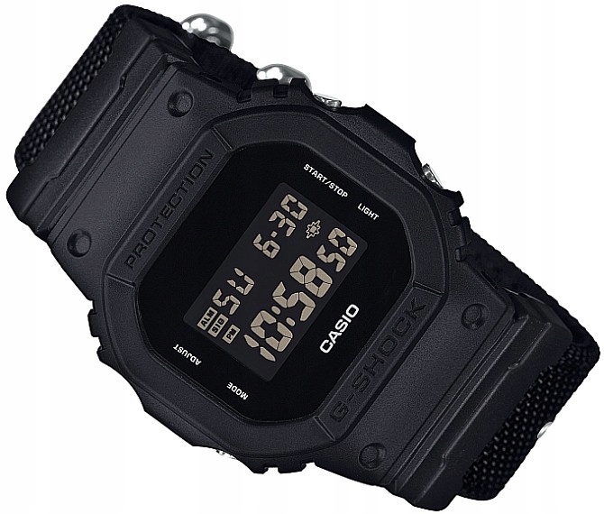 

Zegarek Casio G-shock DW-5600BBN-1ER Black +box