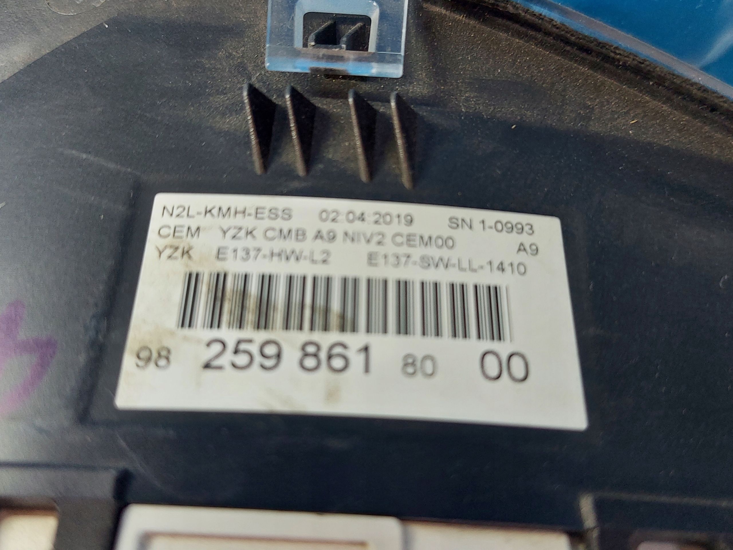 dials clock PEUGEOT 208 1.2 VTI 982598618000