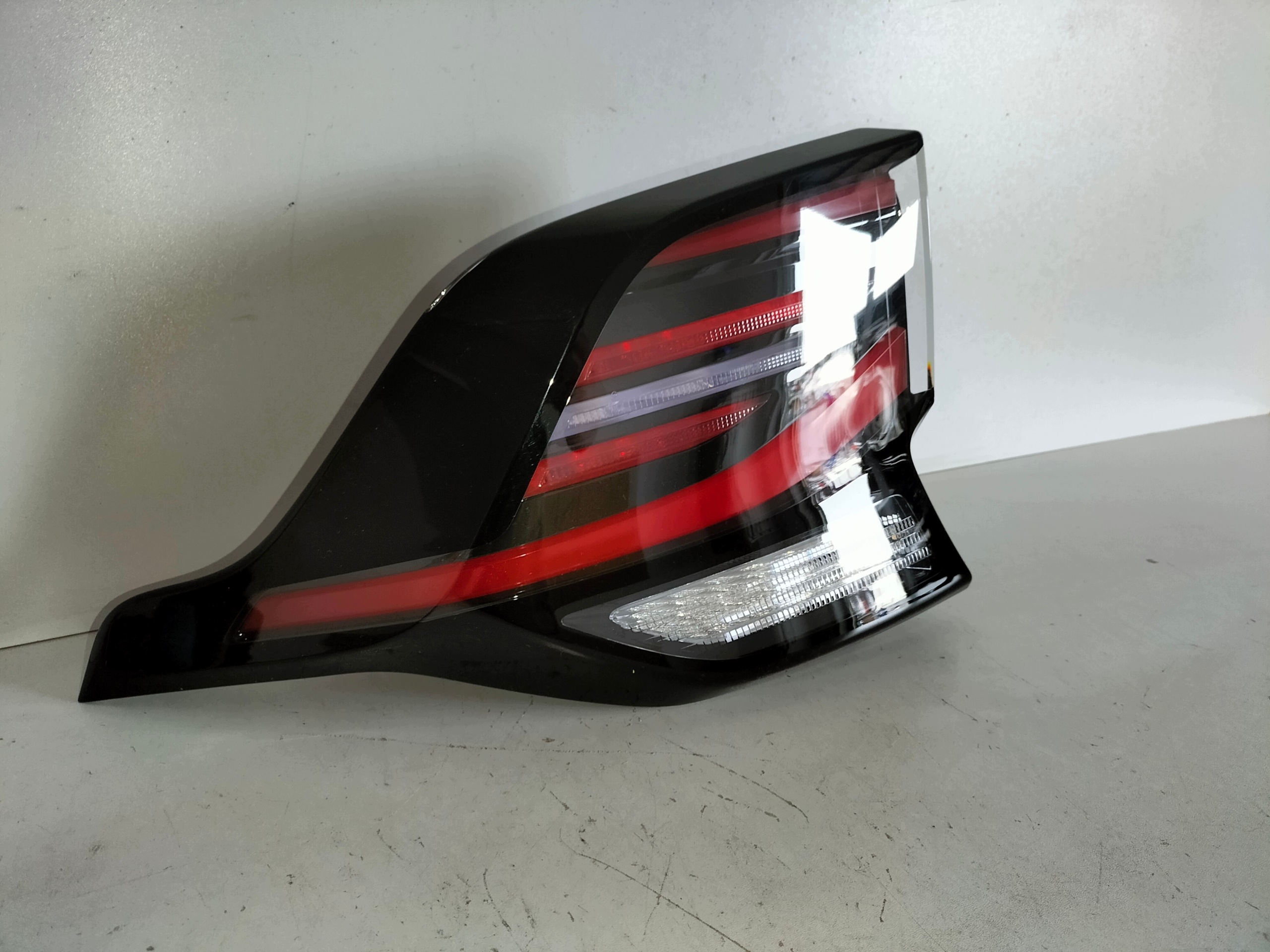 light rear rear part left KIA SPORTAGE 5 V 21- LED