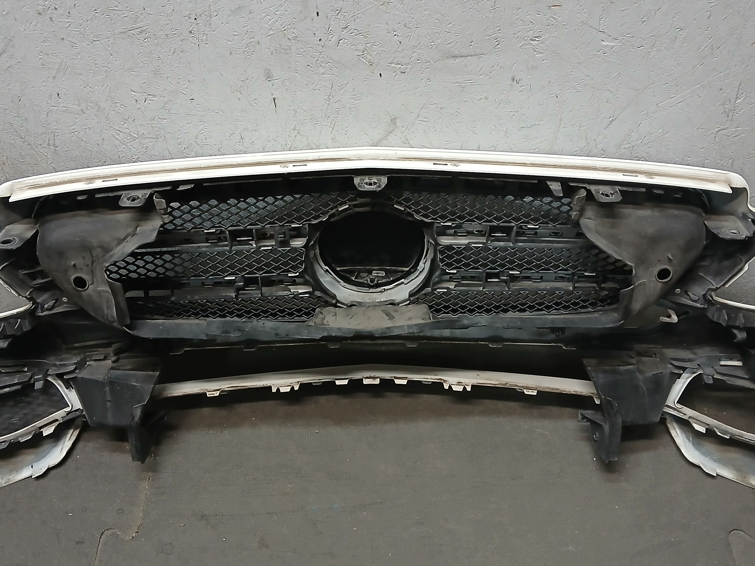bumper front MERCEDES E KLASA W213 A213 E-KLASA